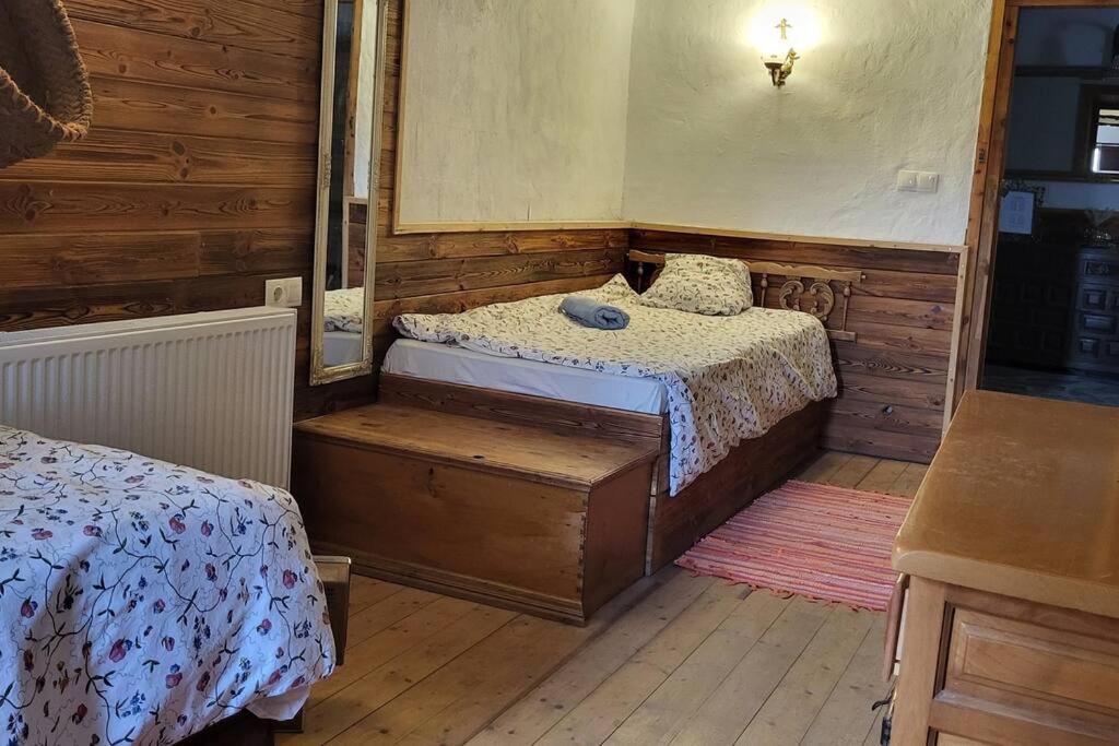 Casa de cuatro habitaciones