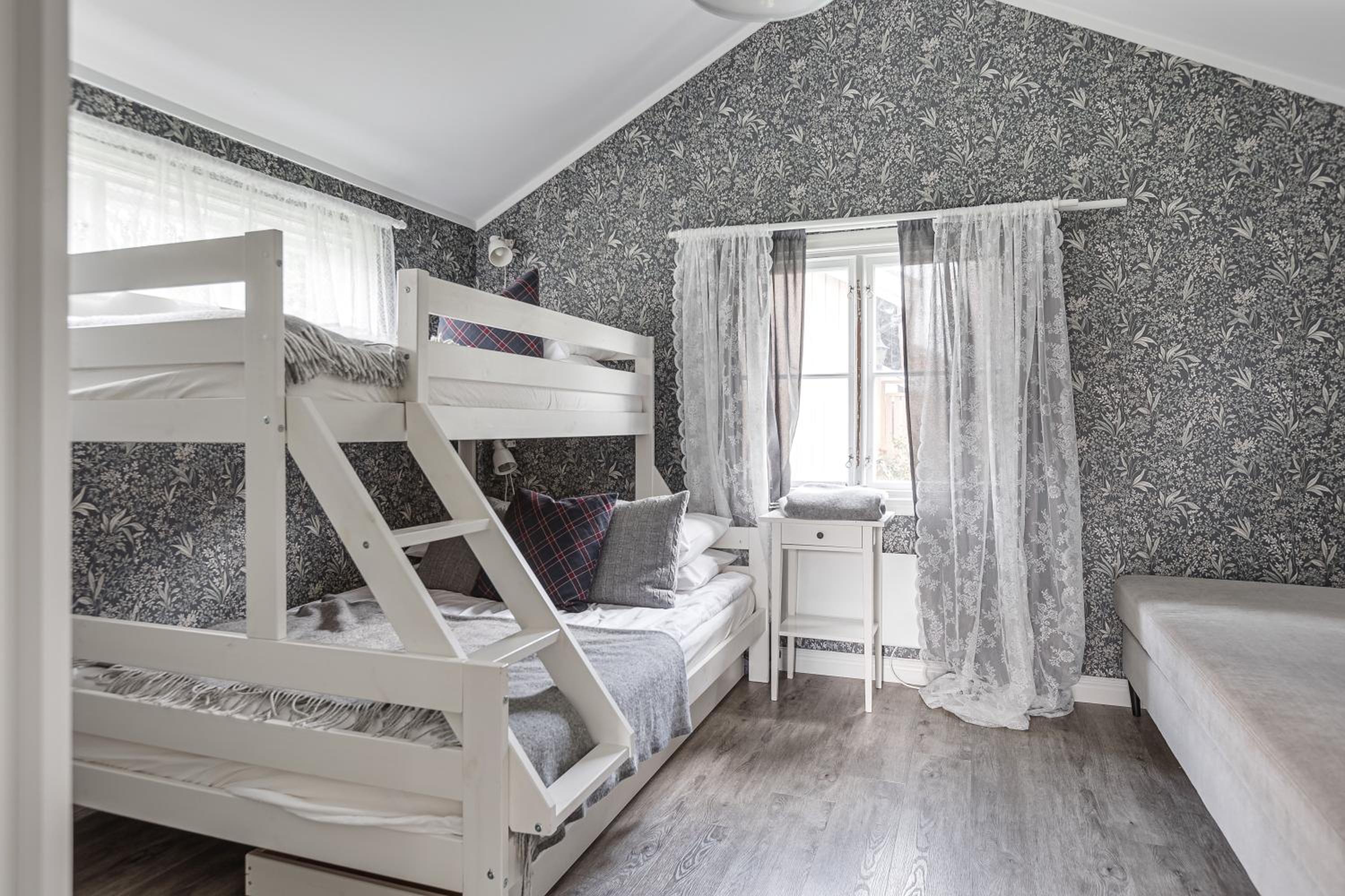 One-Bedroom Cottage