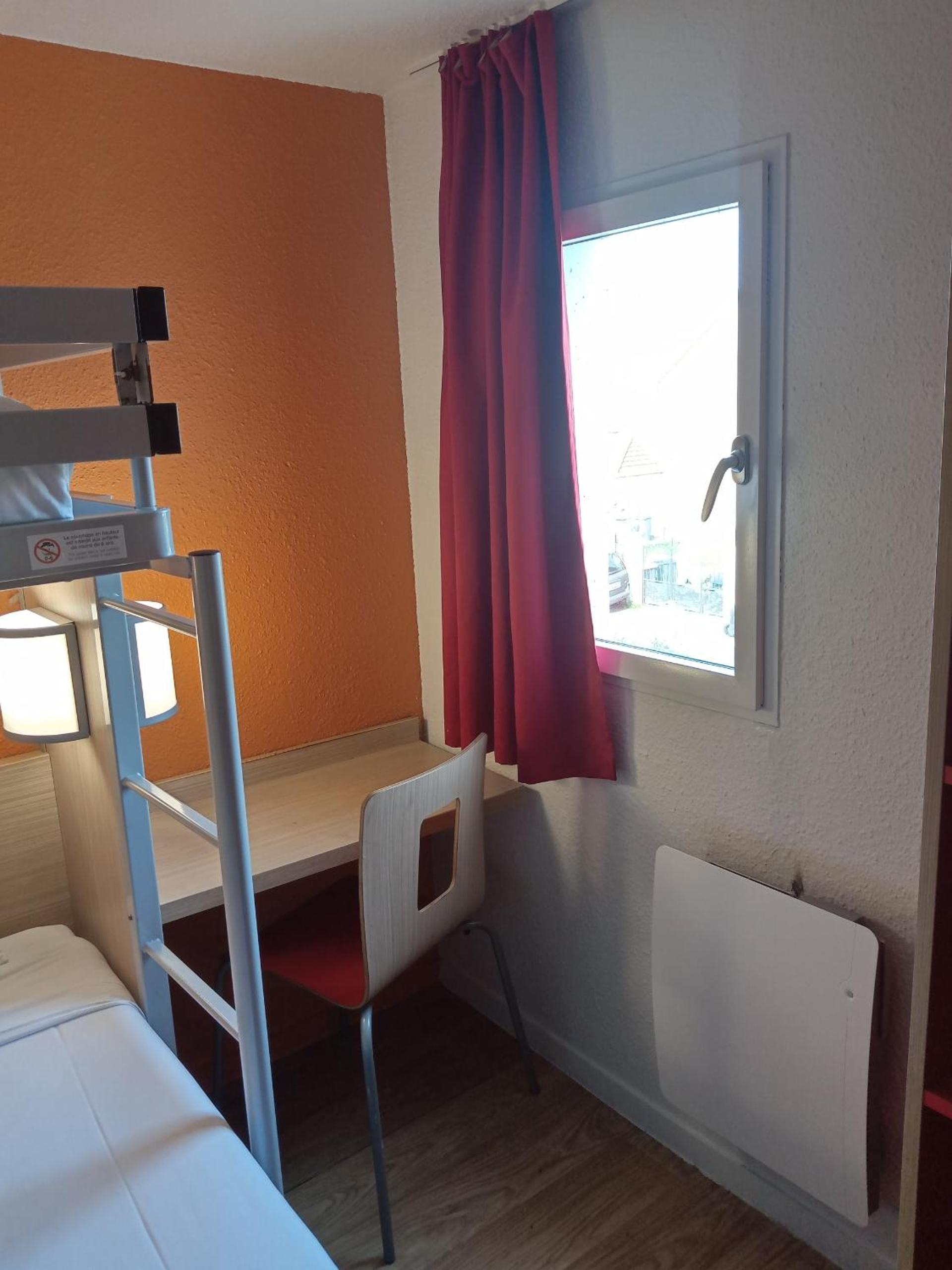 Triple Room - Photo 6