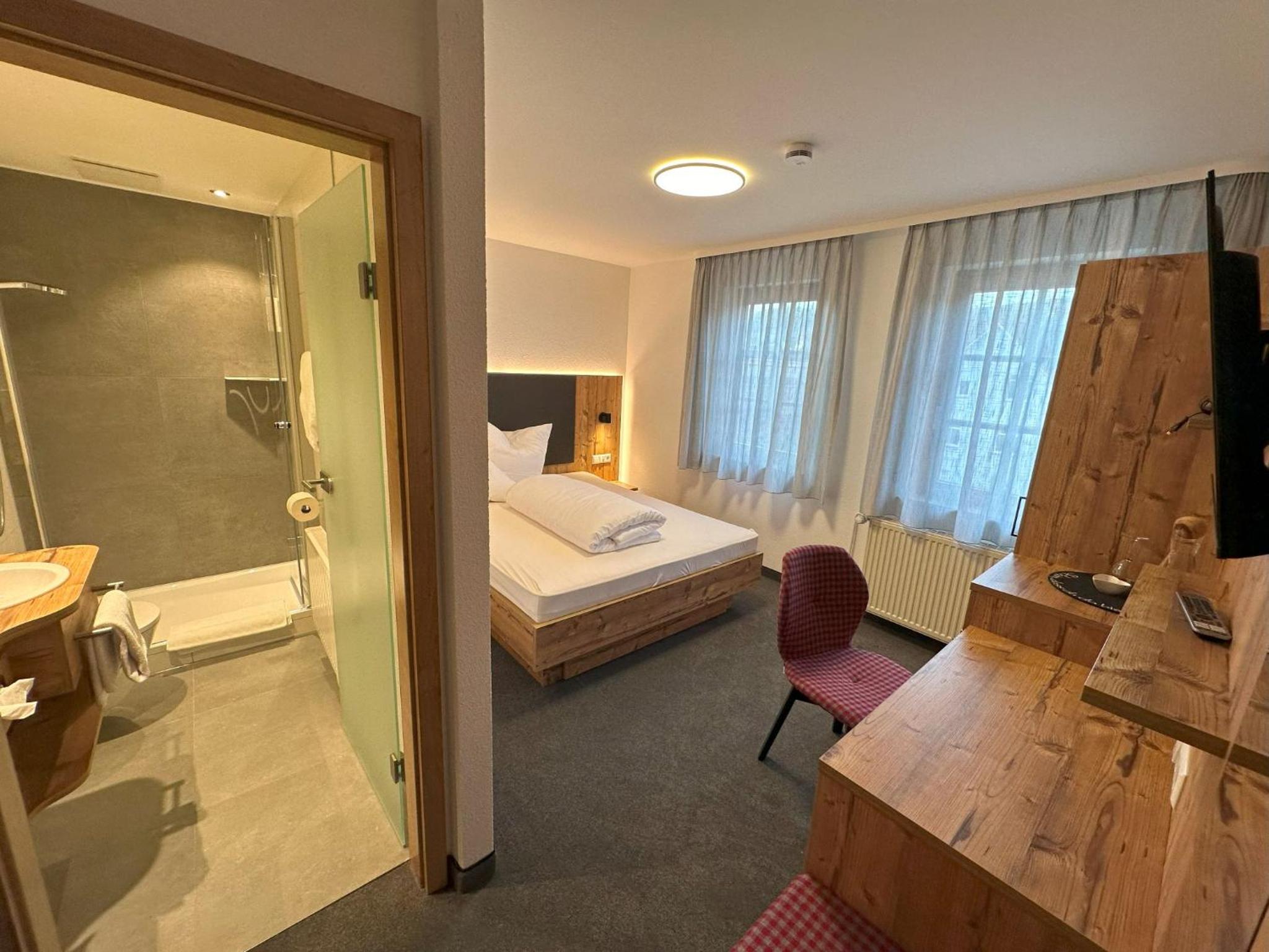 Premium Double Room - Photo 1