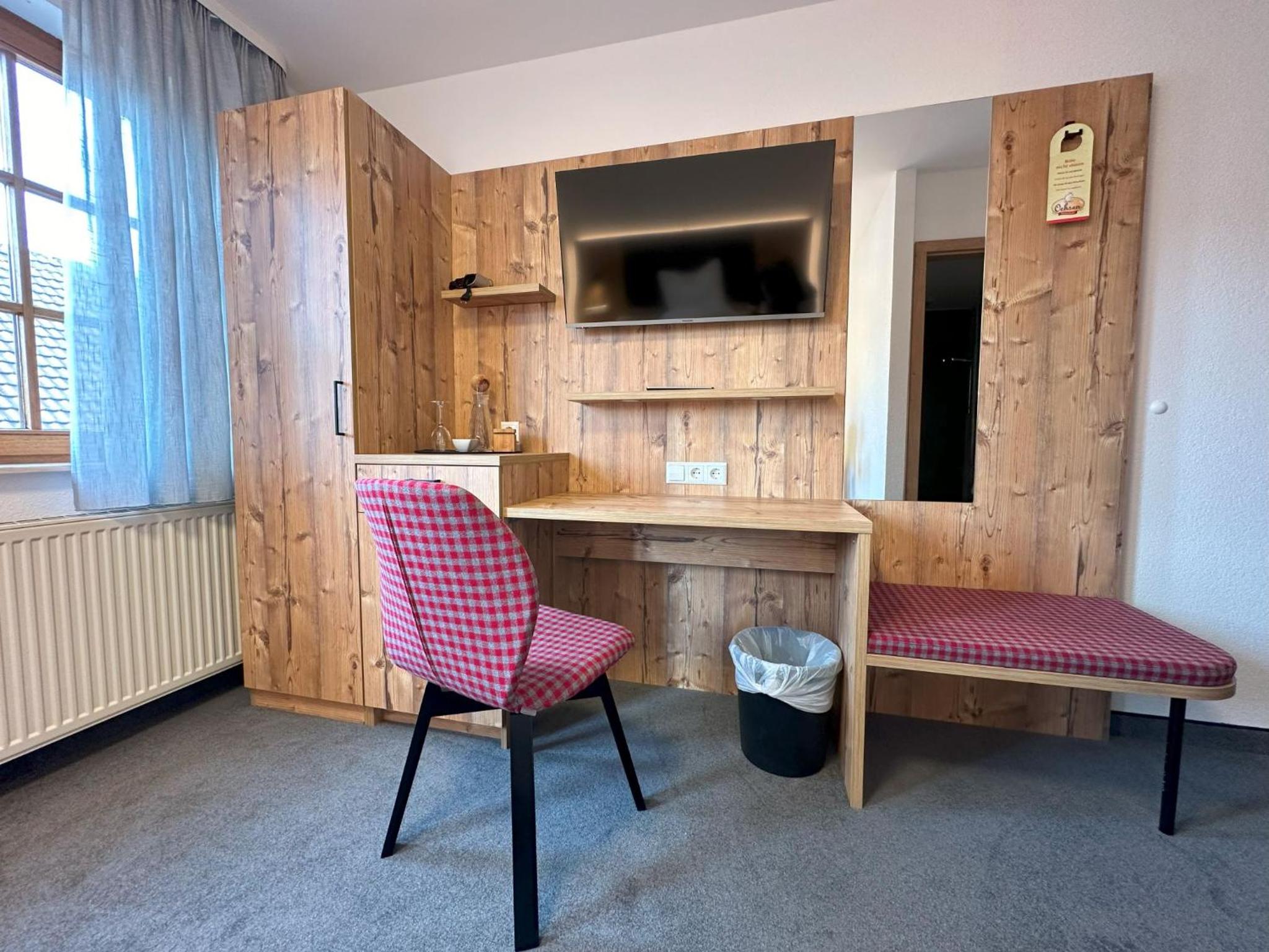 Premium Double Room - Photo 6