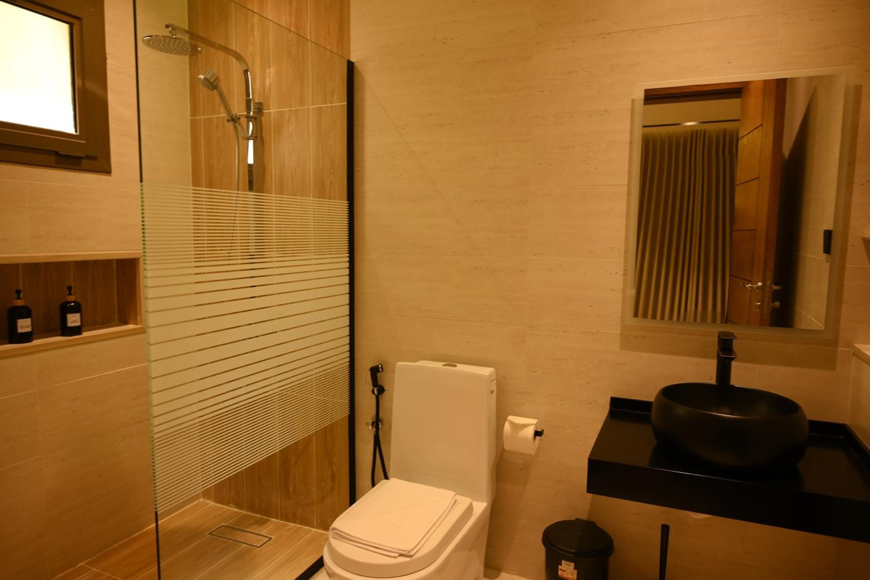 Two-Bedroom Apartment - Photo 4