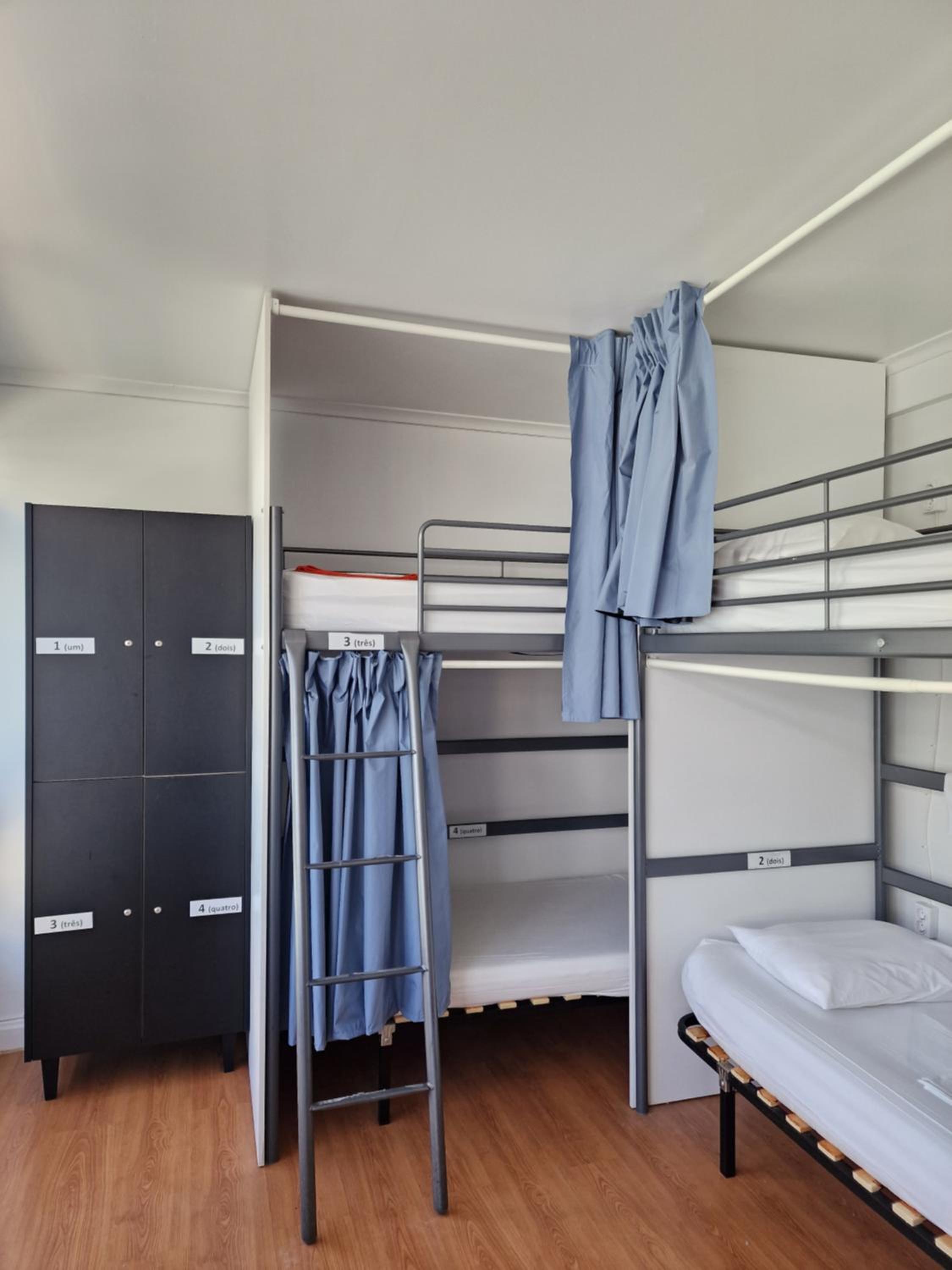 Bed in 8-Bed Male Dormitory Room photo 2