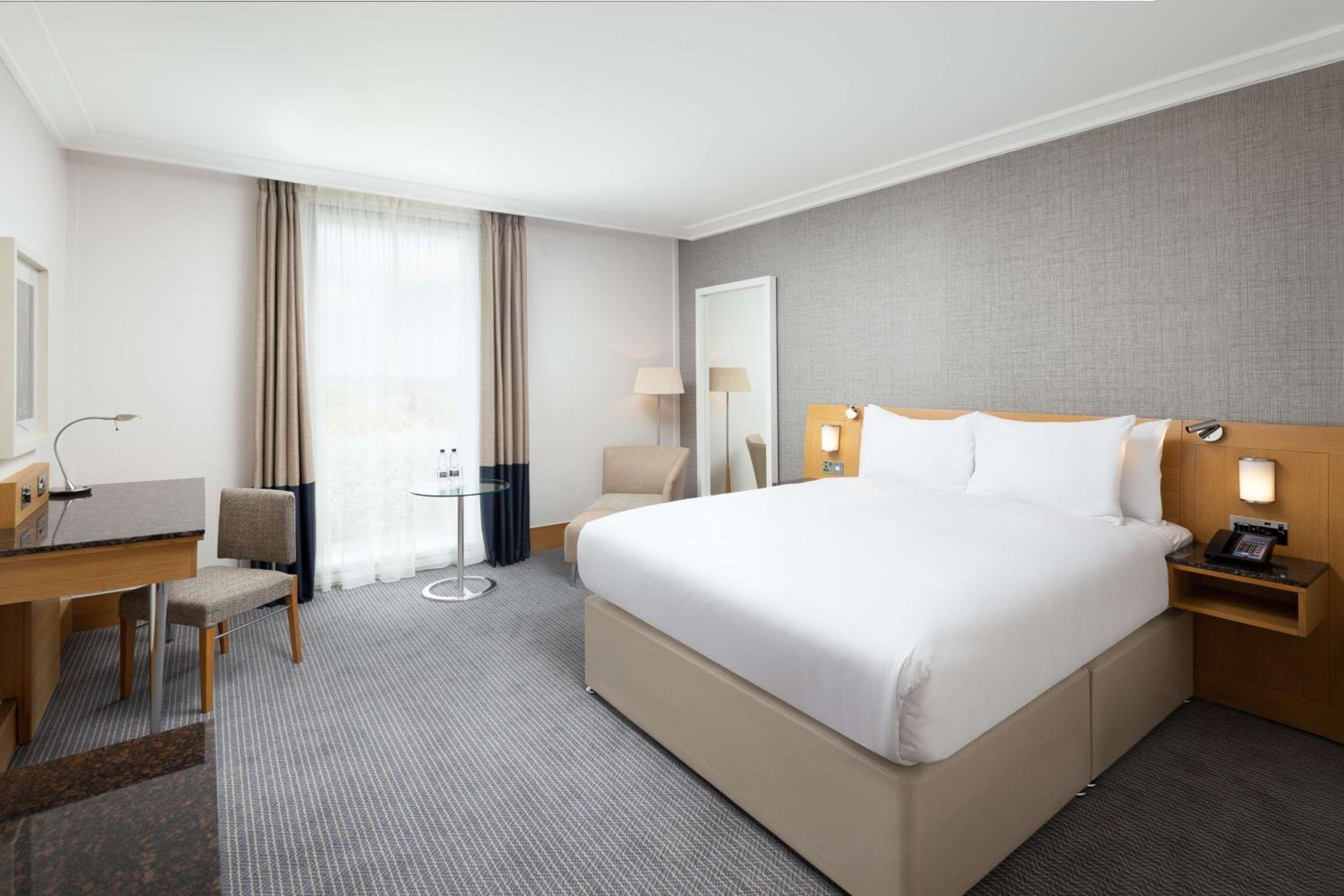 Executive King Room - Lounge Access - Photo 2