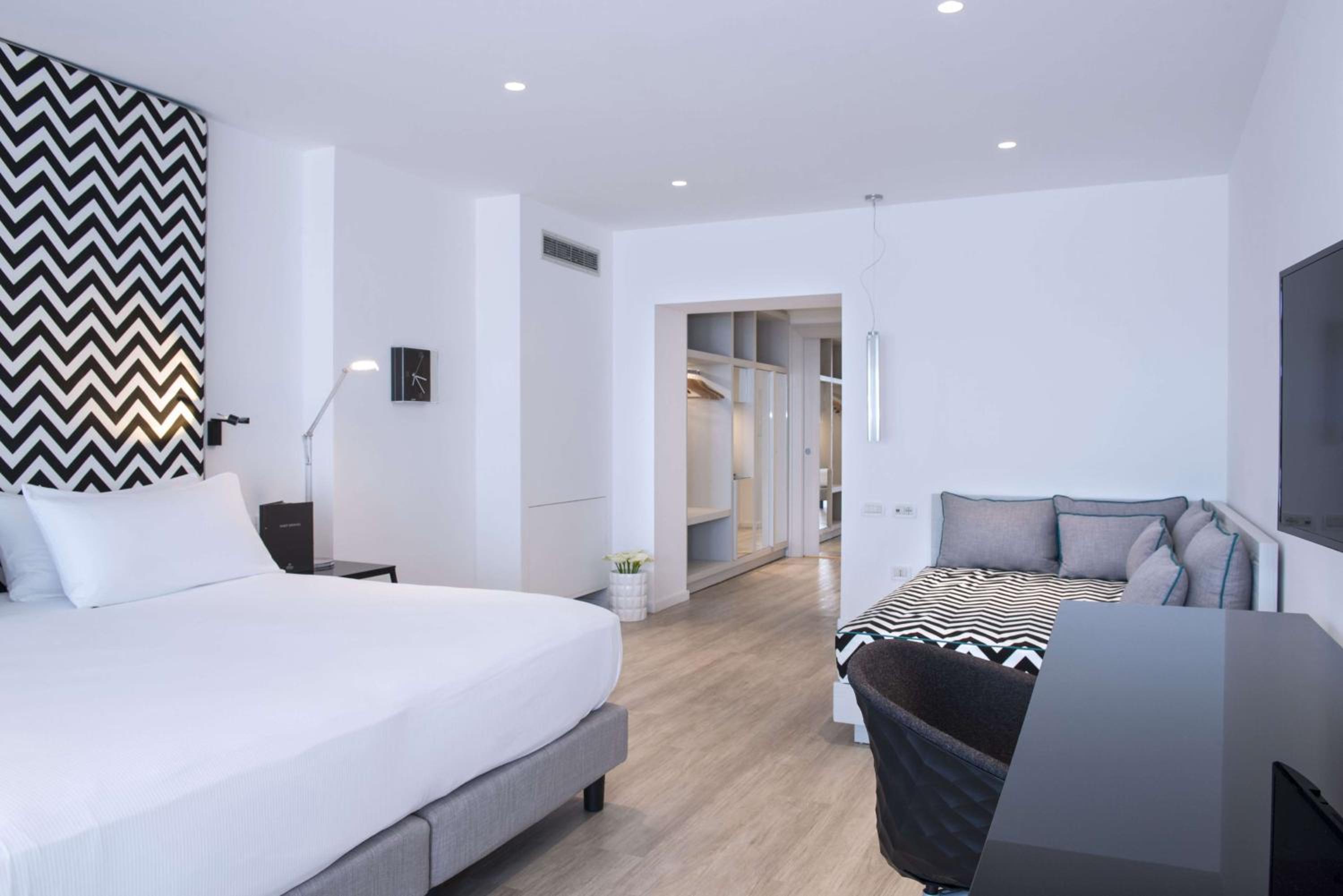 Executive Quadruple Room with Sea View