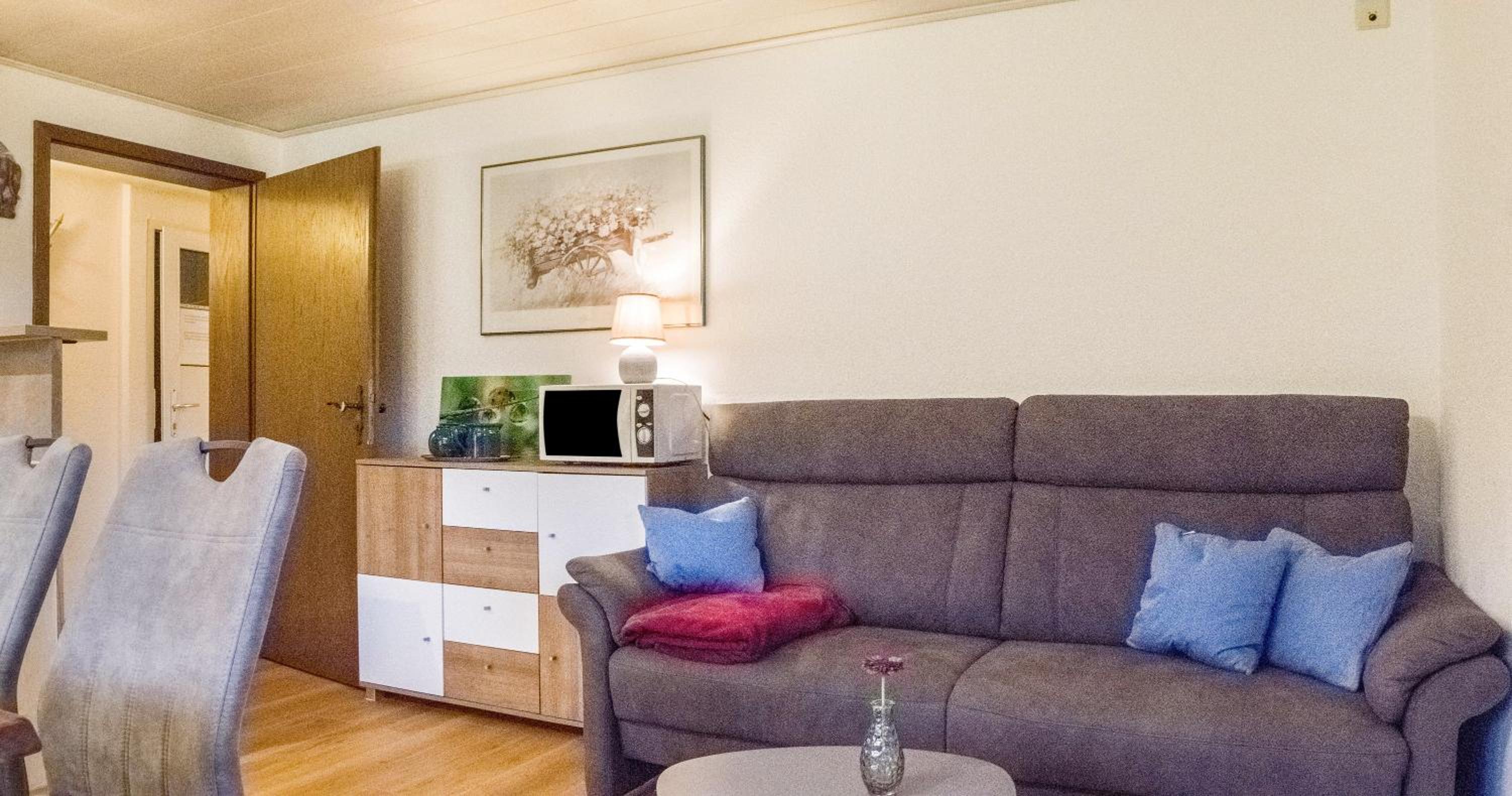 Two-Bedroom Deluxe Apartment with Garden View