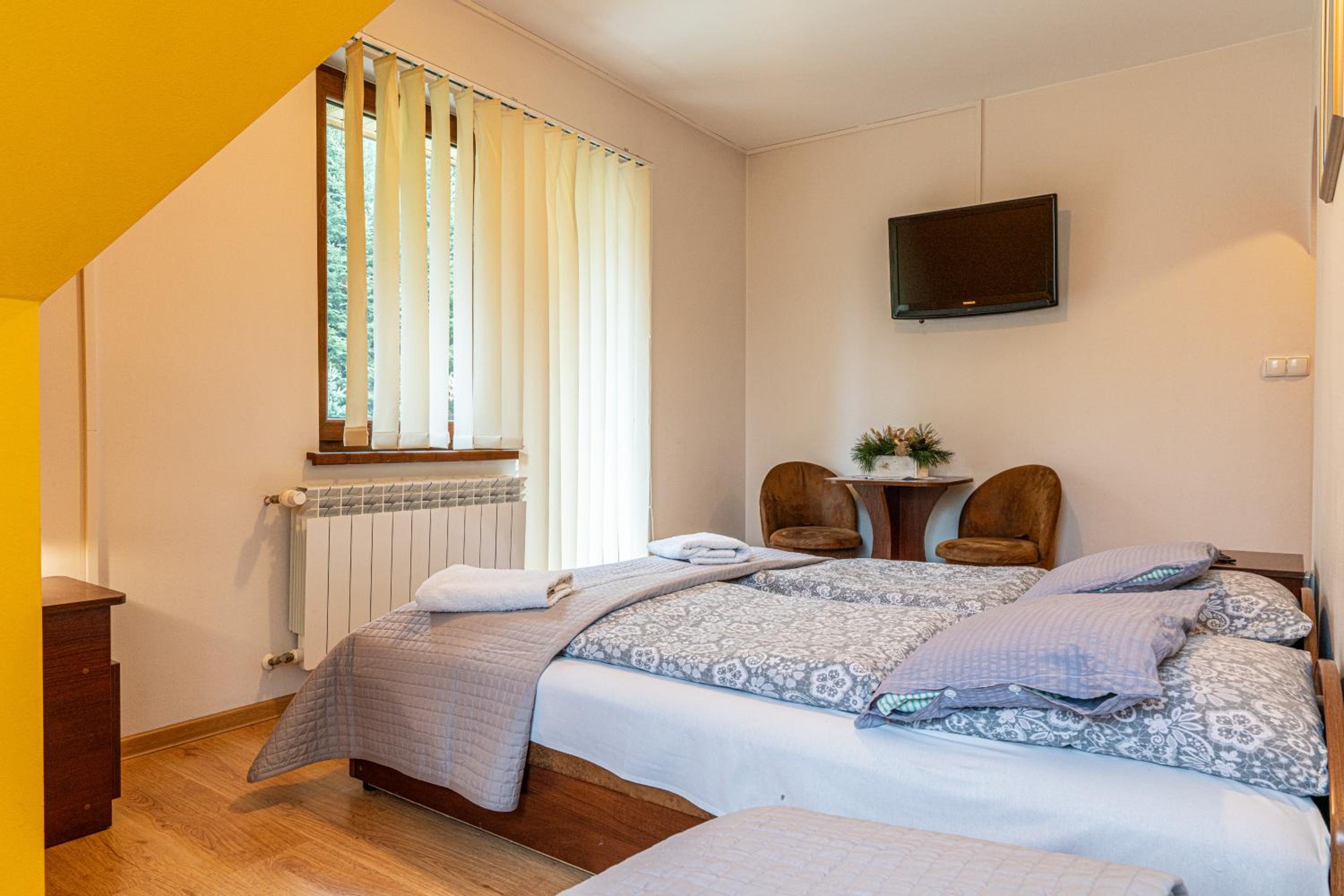 Triple Room with Balcony - Photo 3