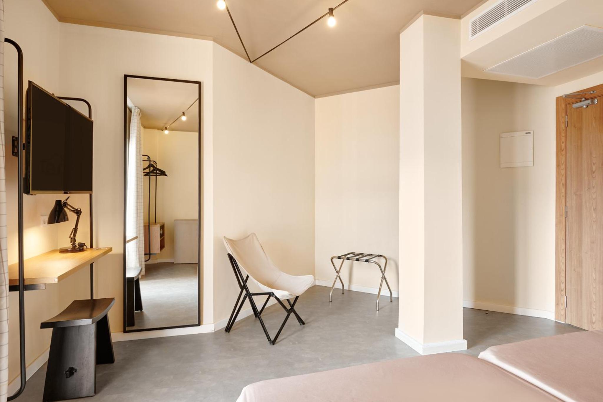 Double Room  - Unlimited Brunch (2 Adults + 1 Child) - Photo 6