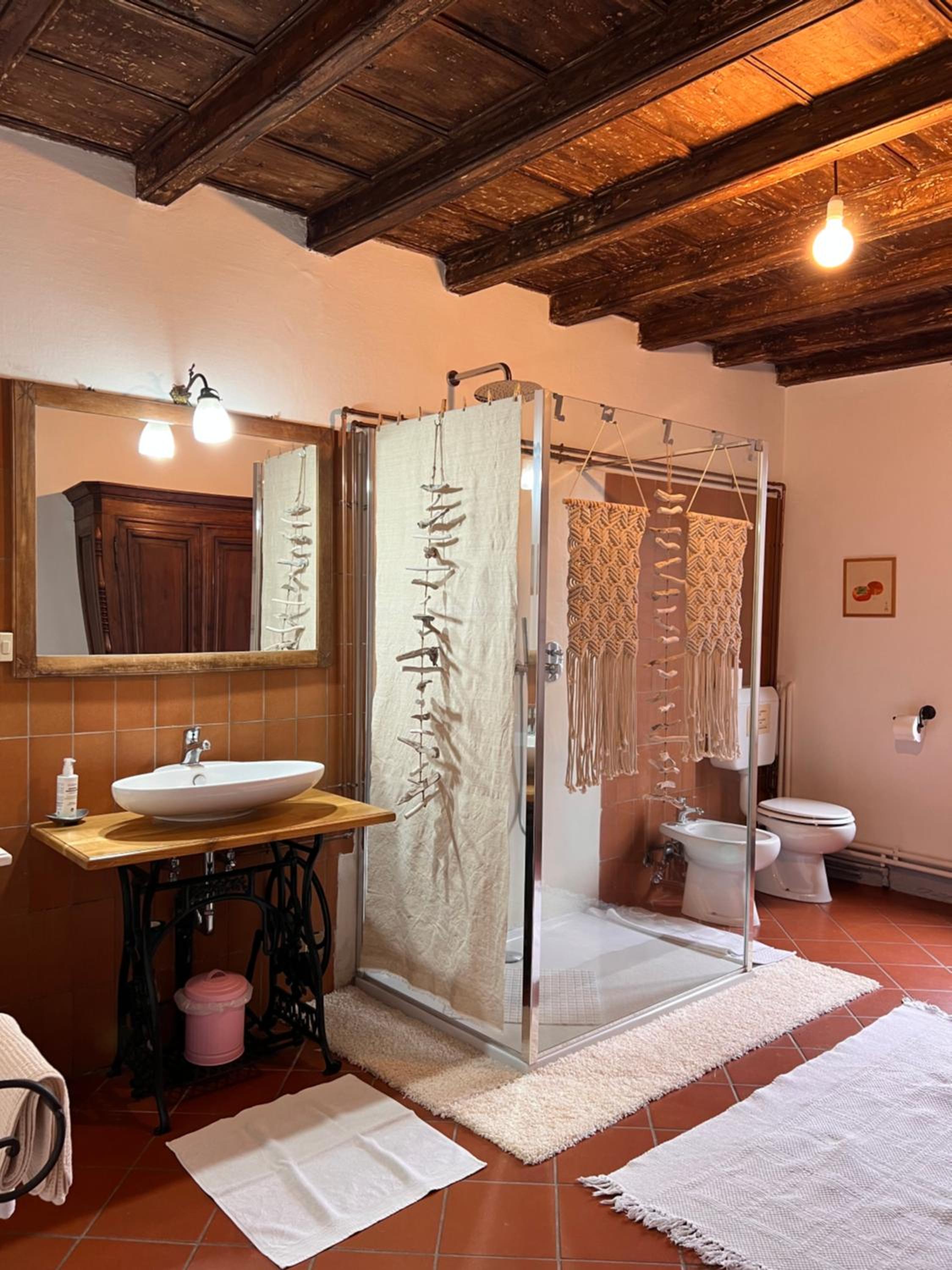 Double or Twin Room with Bathroom - Photo 9