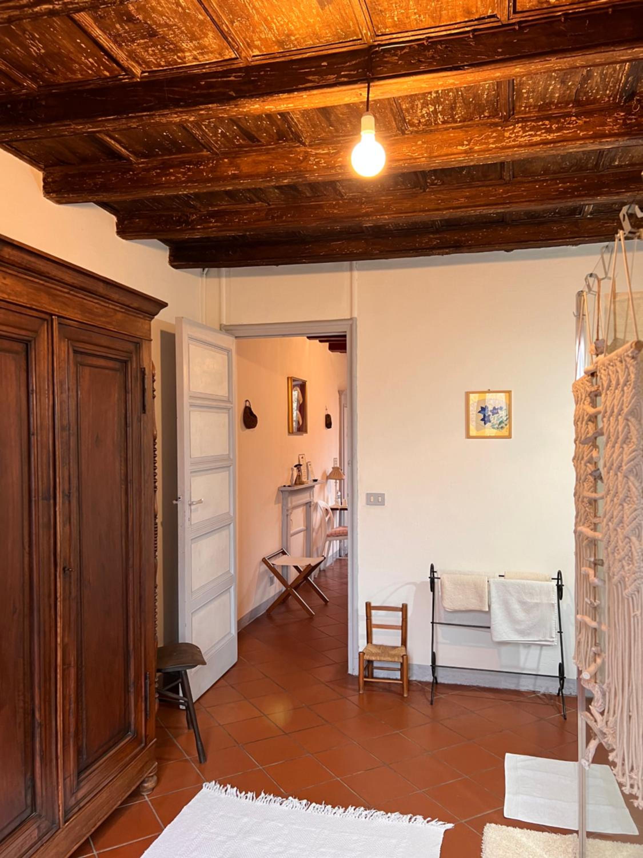 Double or Twin Room with Bathroom - Photo 8