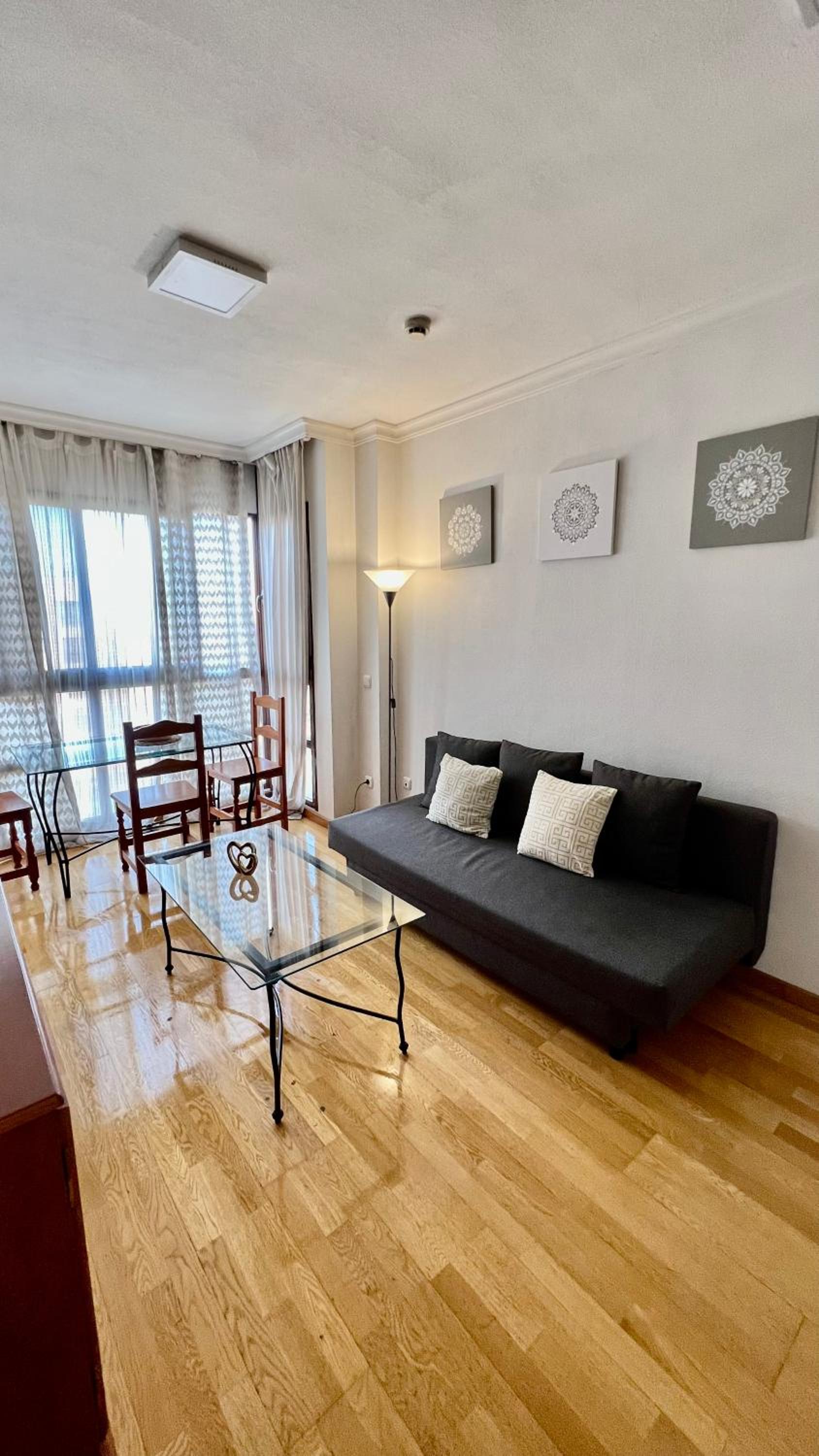 One-Bedroom Apartment - Photo 38