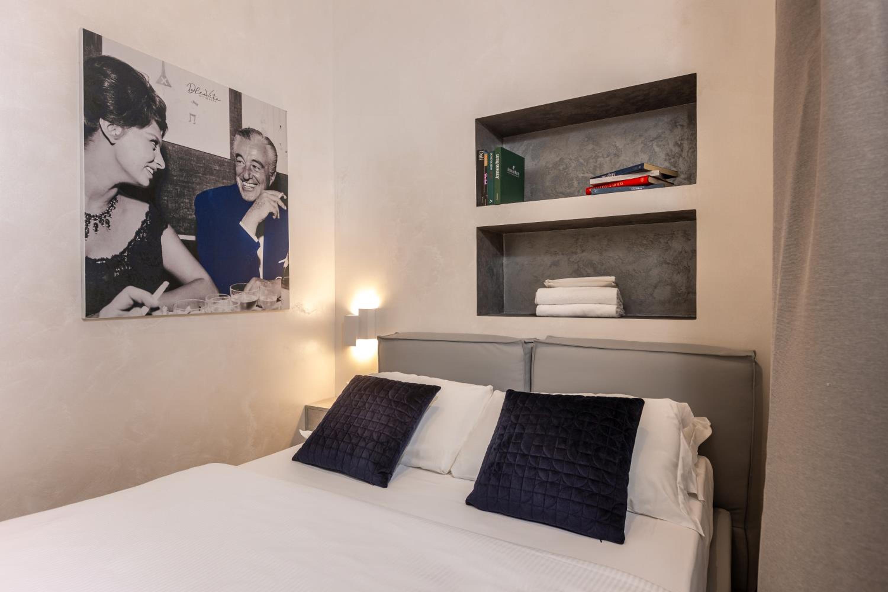 Standard Double Room photo 2