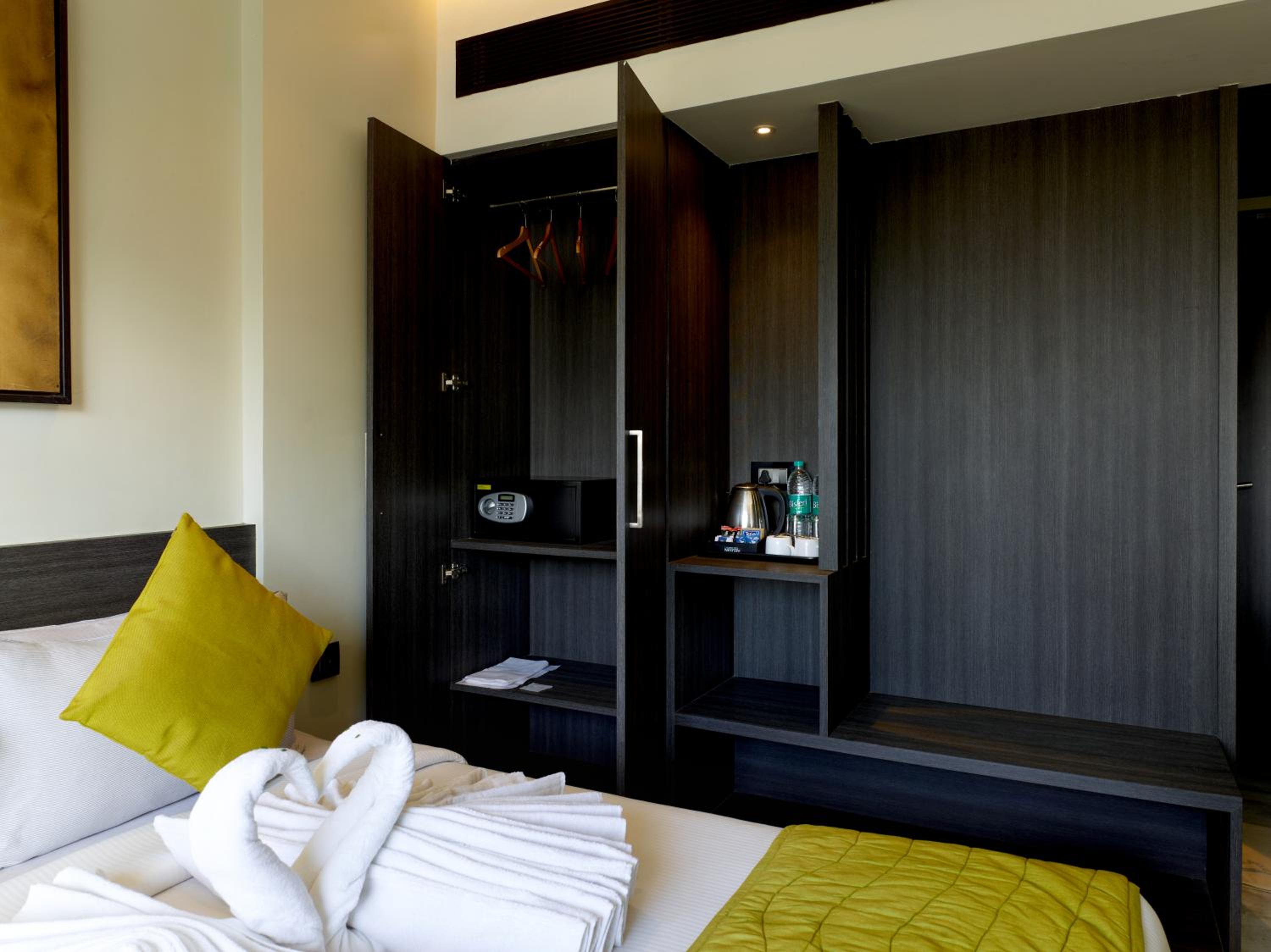 Deluxe Room - Photo 3
