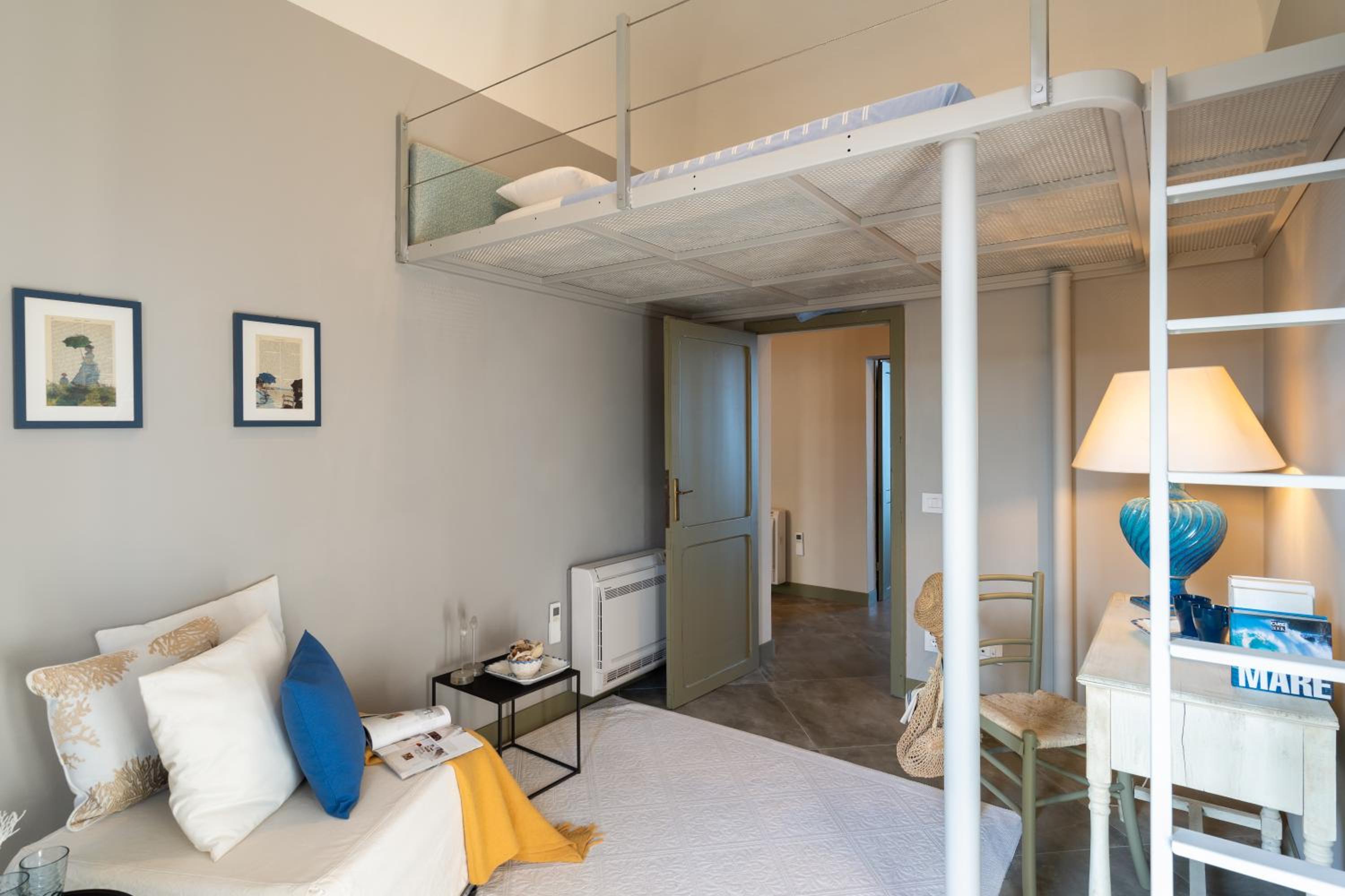 Apartment with Sea View photo 1