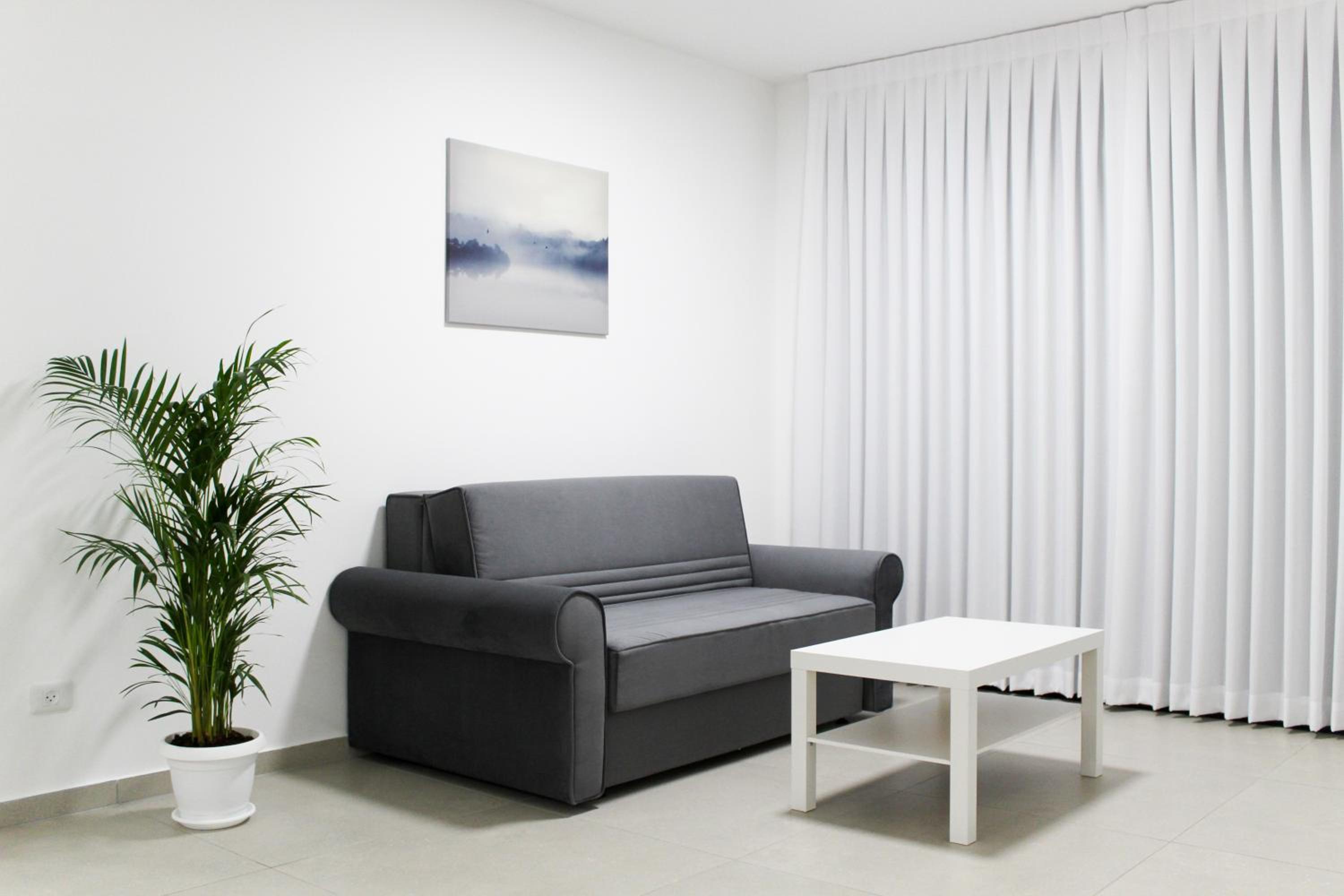 Apartment with Balcony photo 1