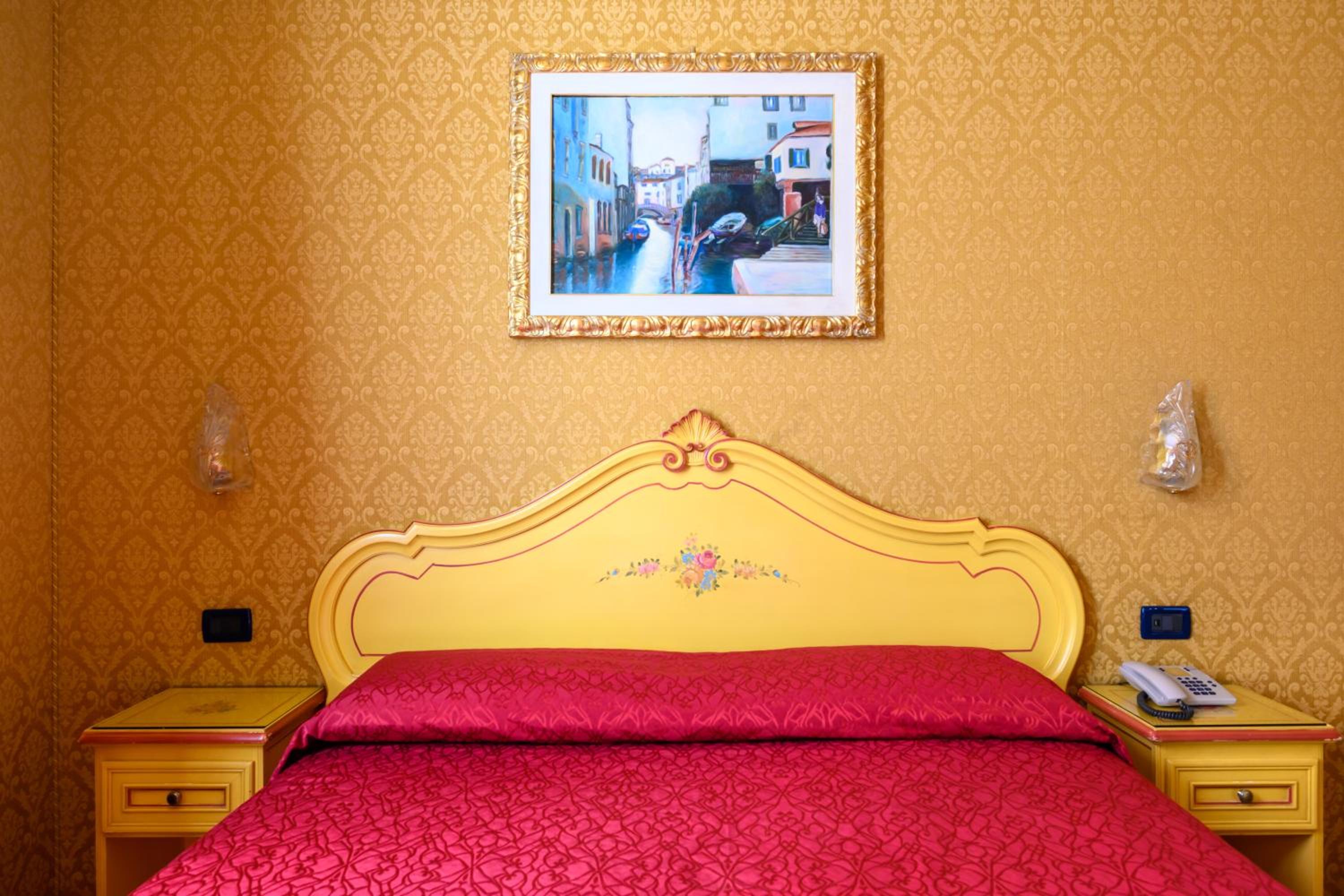 Double or Twin Room photo 2