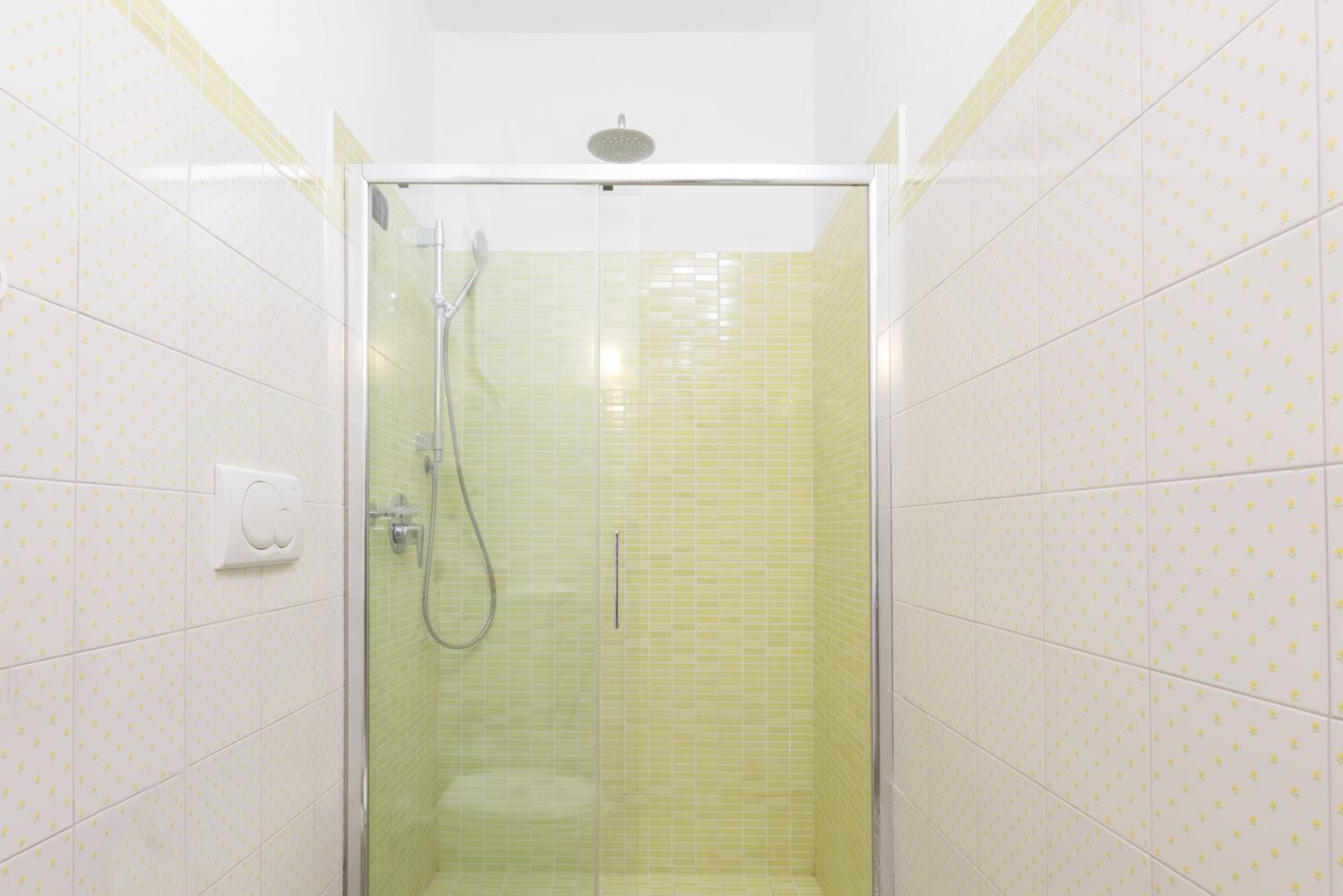 Classic Triple Room - Photo 14