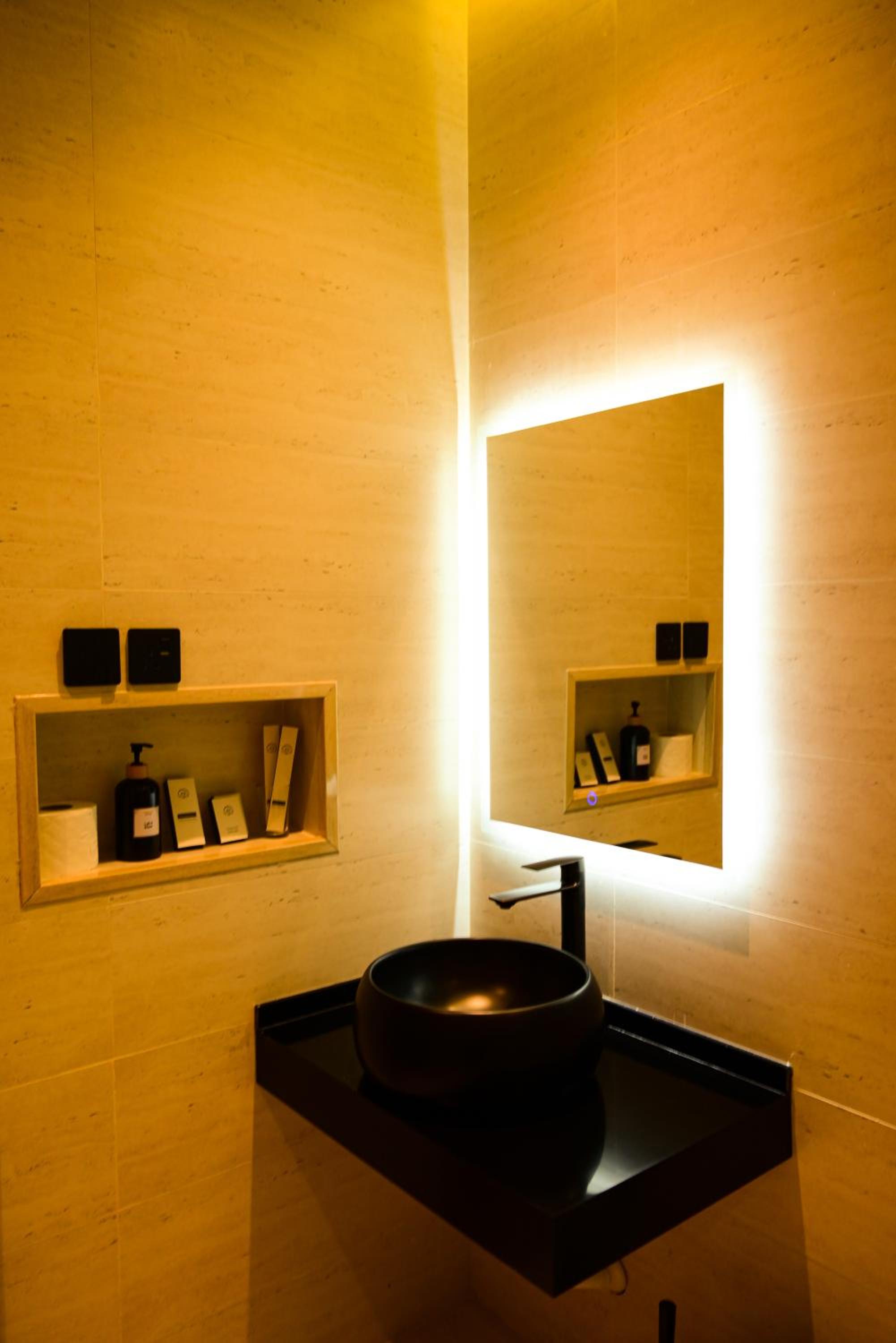 Studio Apartment photo 3