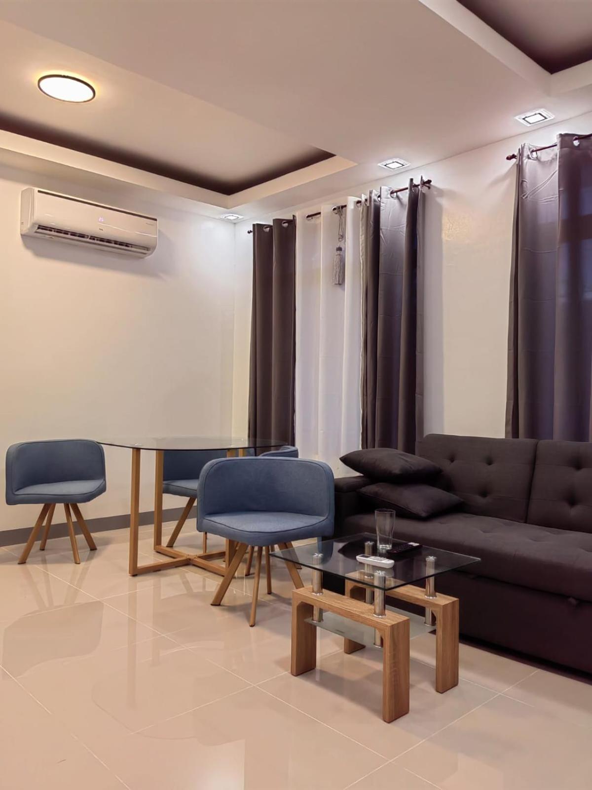 Apartment with Terrace photo 2