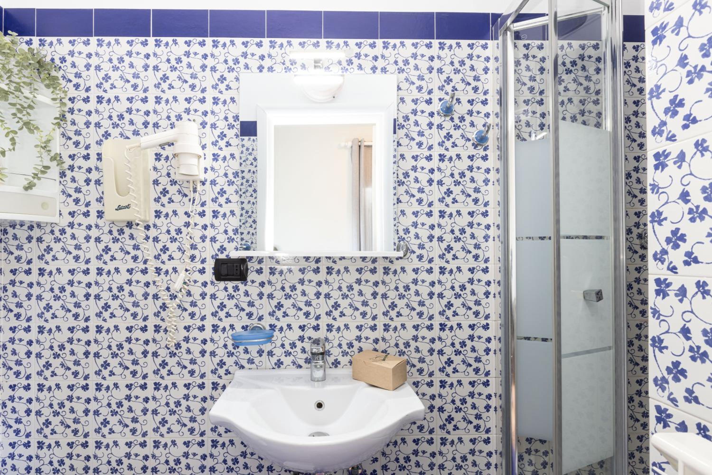 Superior Double Room - Photo 18