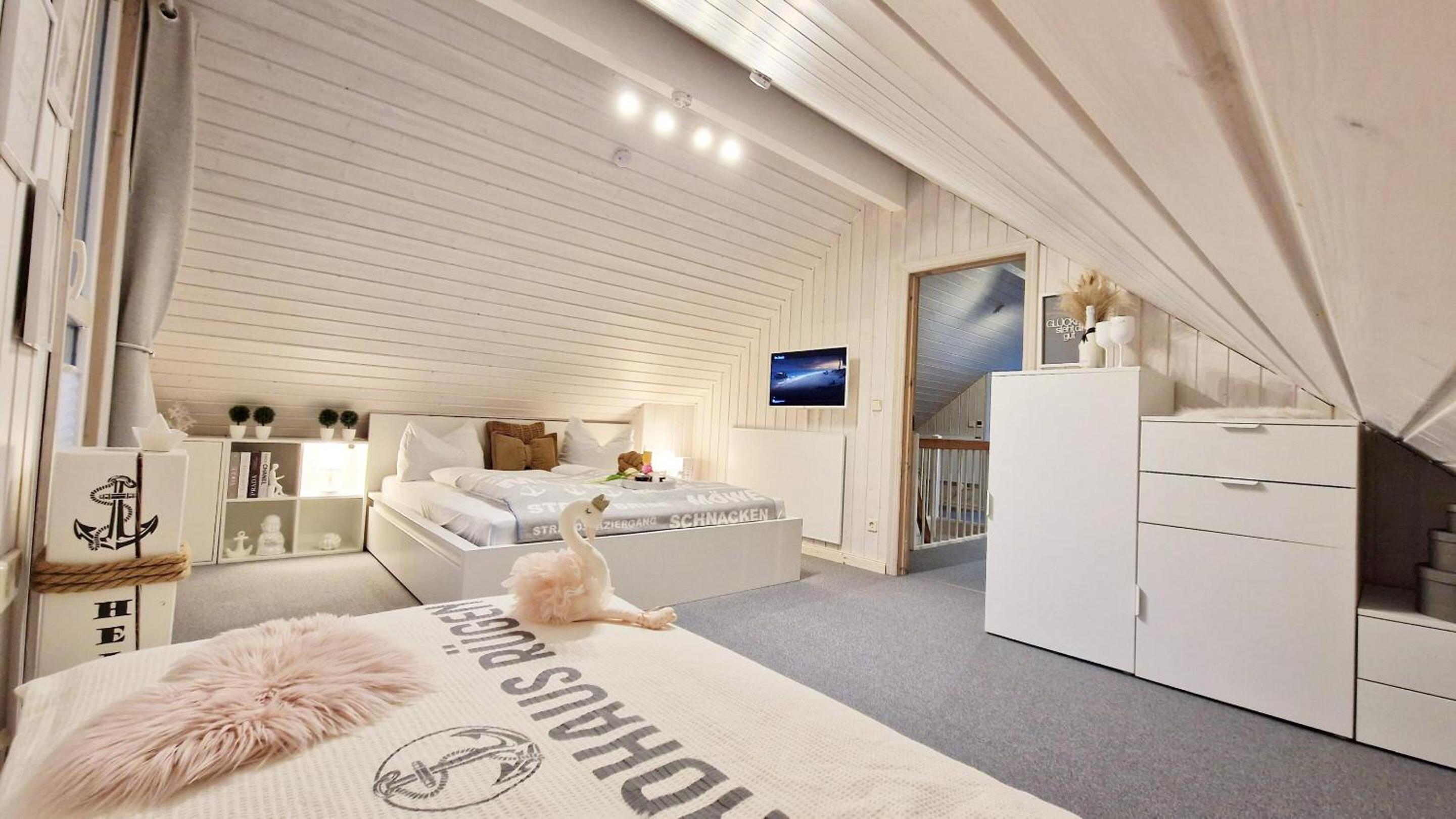 Two-Bedroom House photo 2