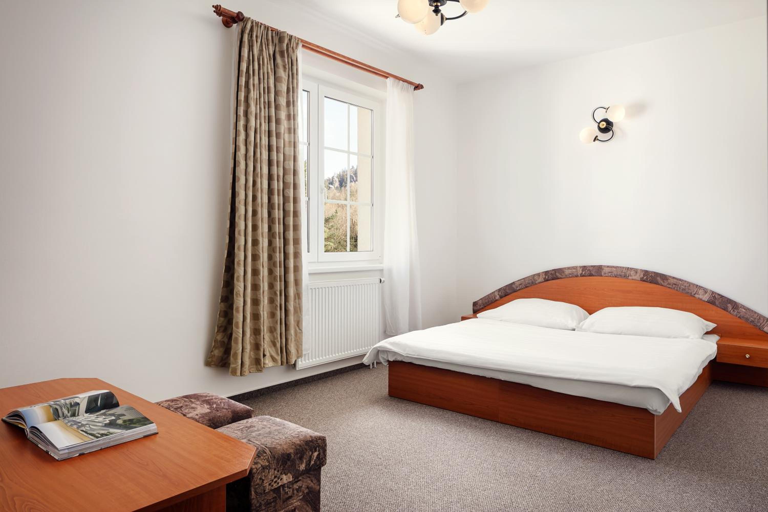 Economy Triple Room