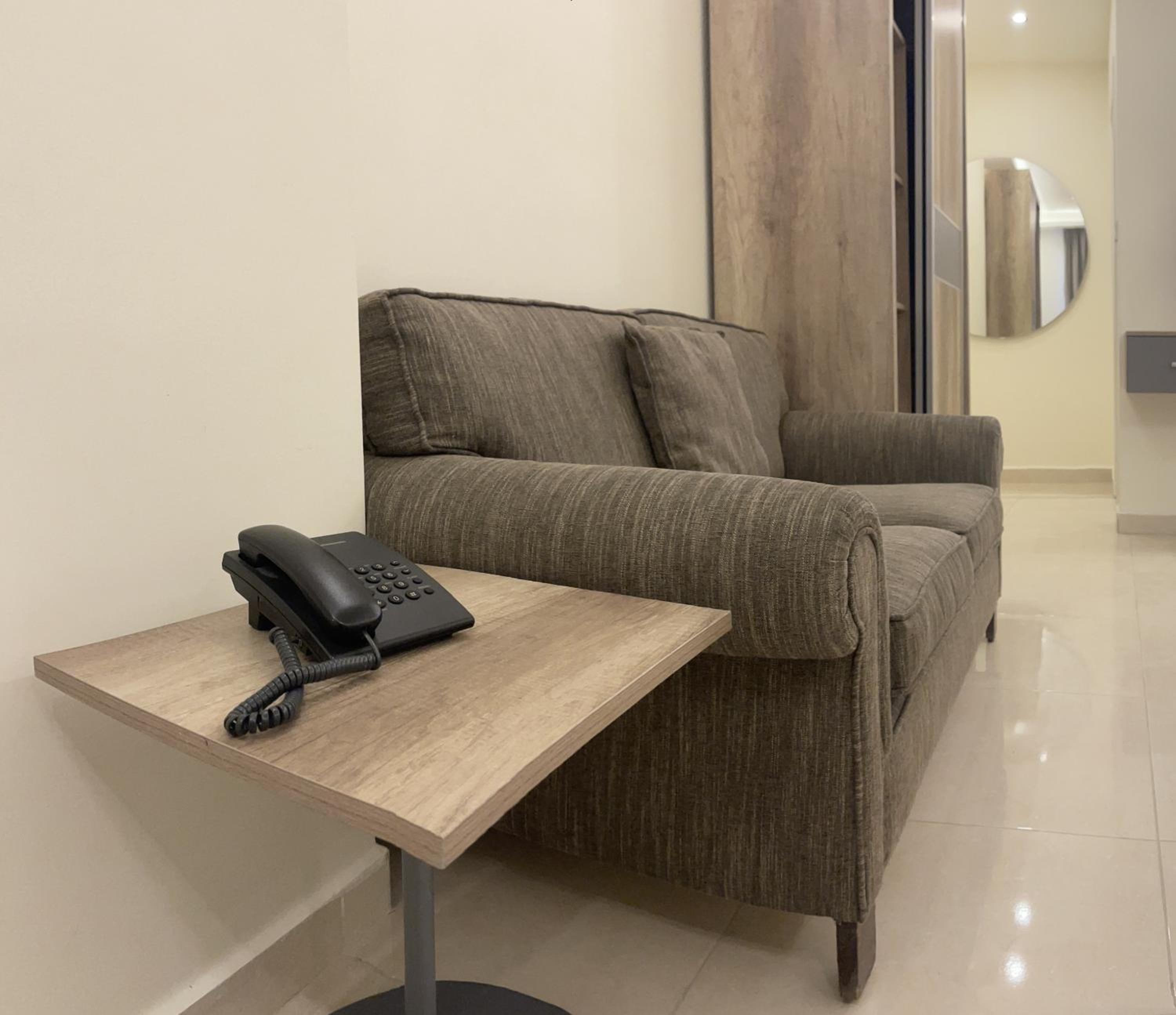 Deluxe Suite - Photo 4
