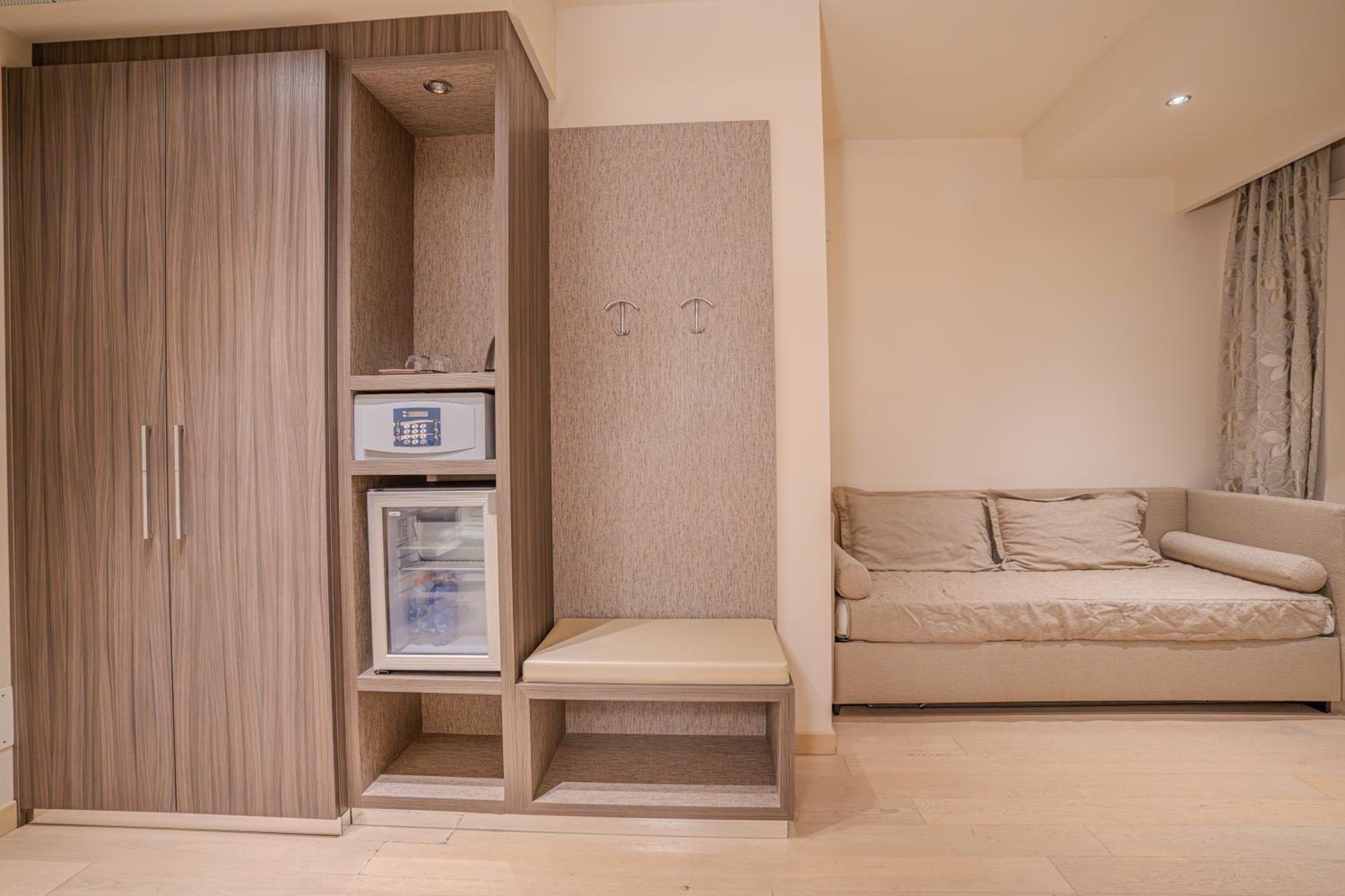 Junior Suite with Lake View photo 1
