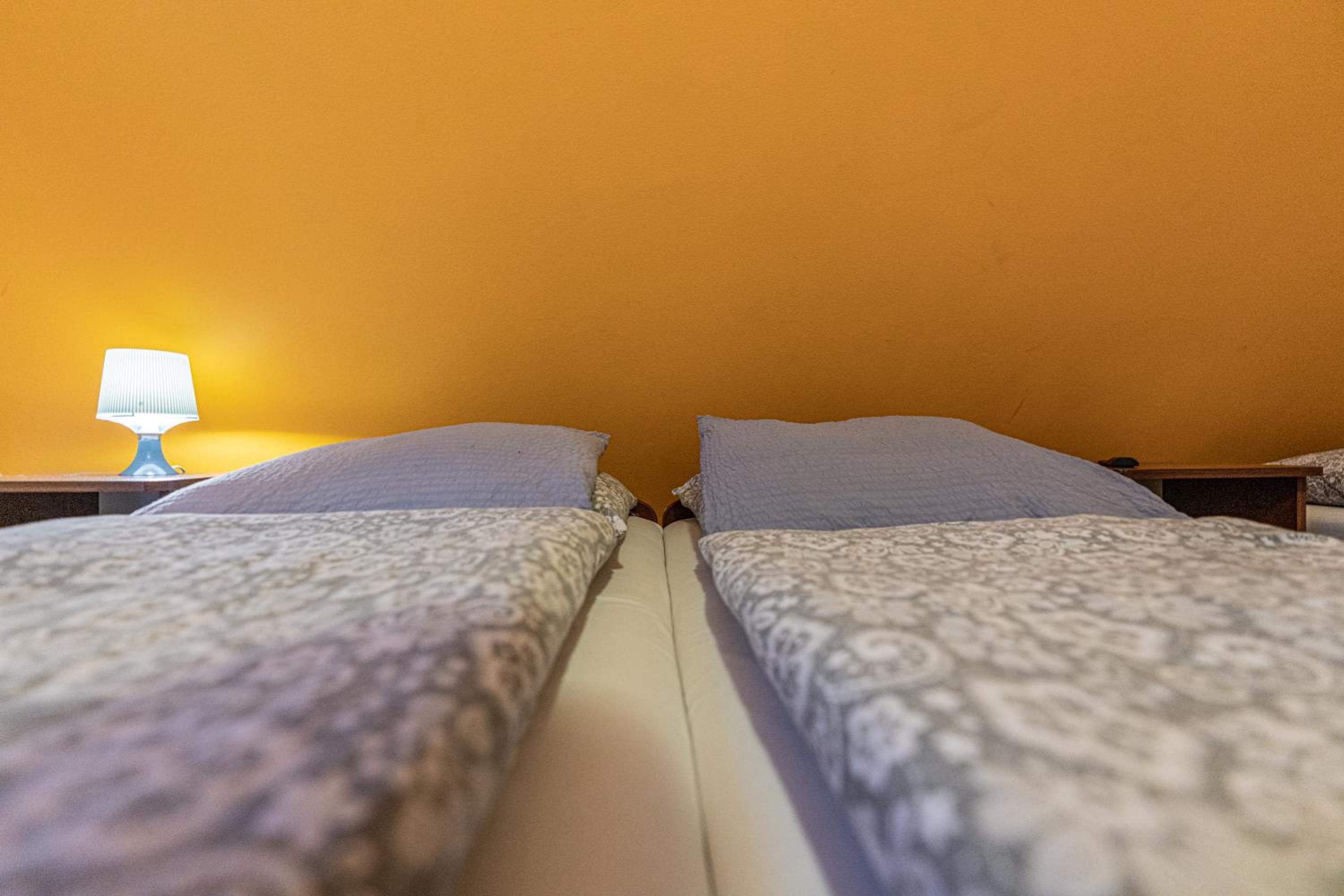 Quadruple Room with Balcony - Photo 10