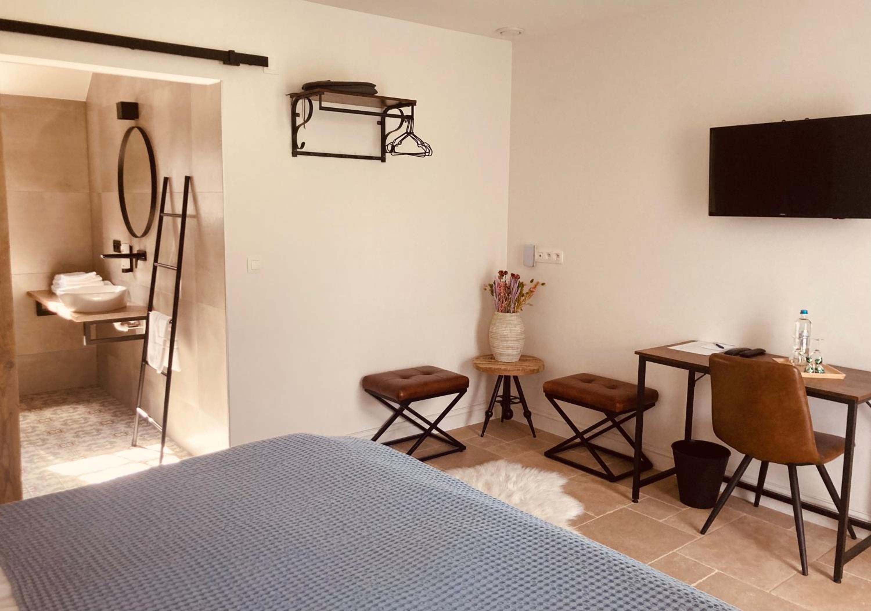 Double or Twin Room - Disability Access photo 1