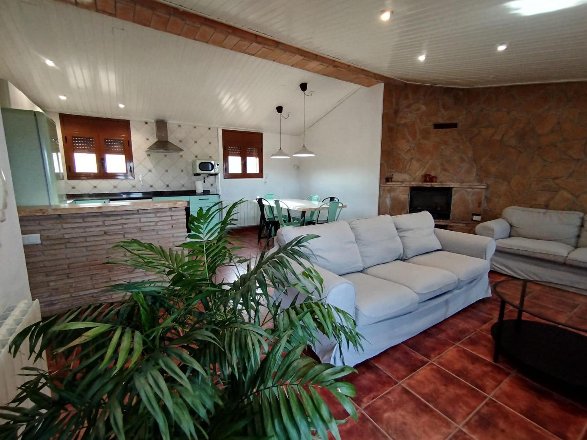 Casa de cuatro habitaciones