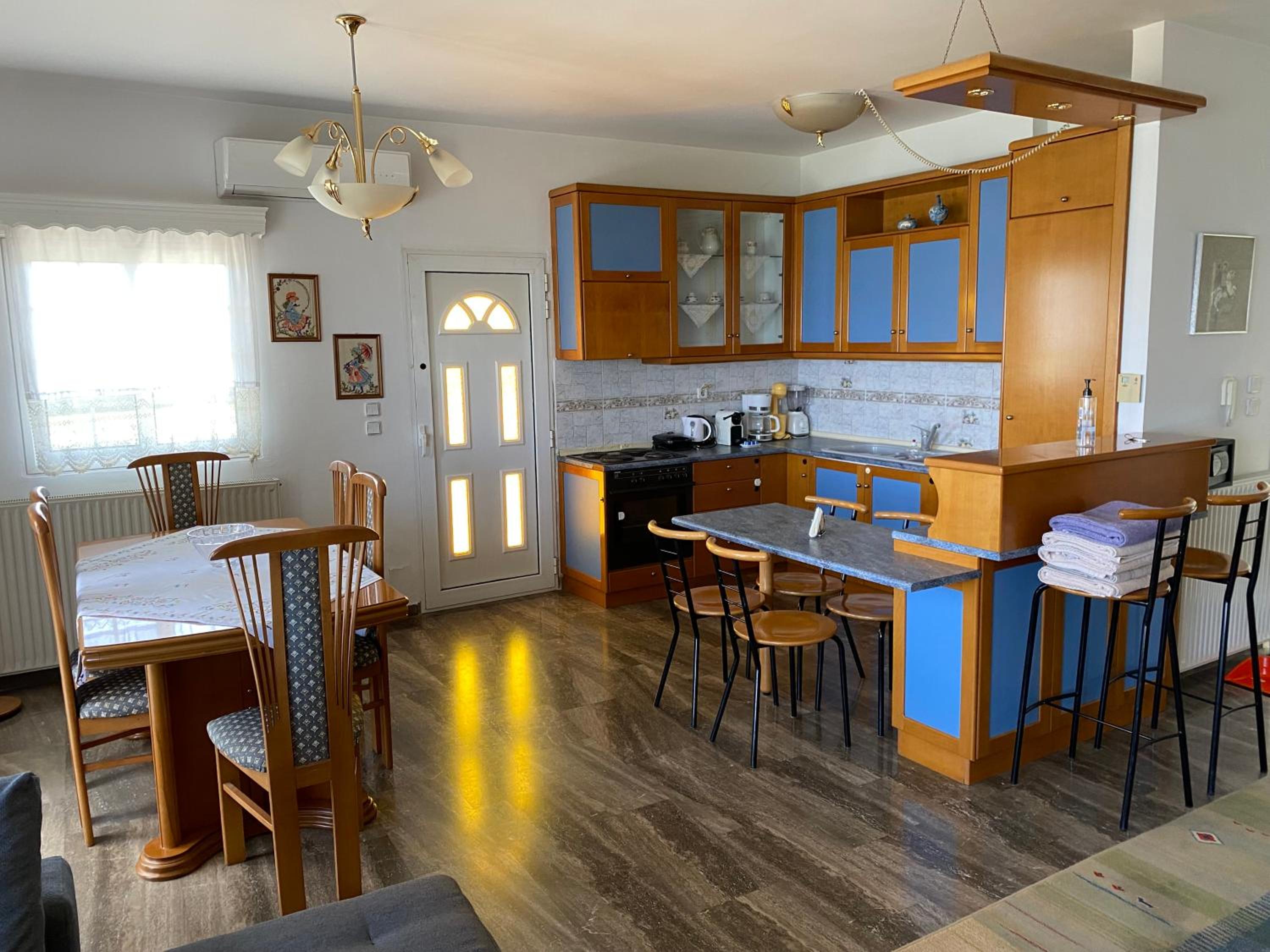 Three-Bedroom House photo 2