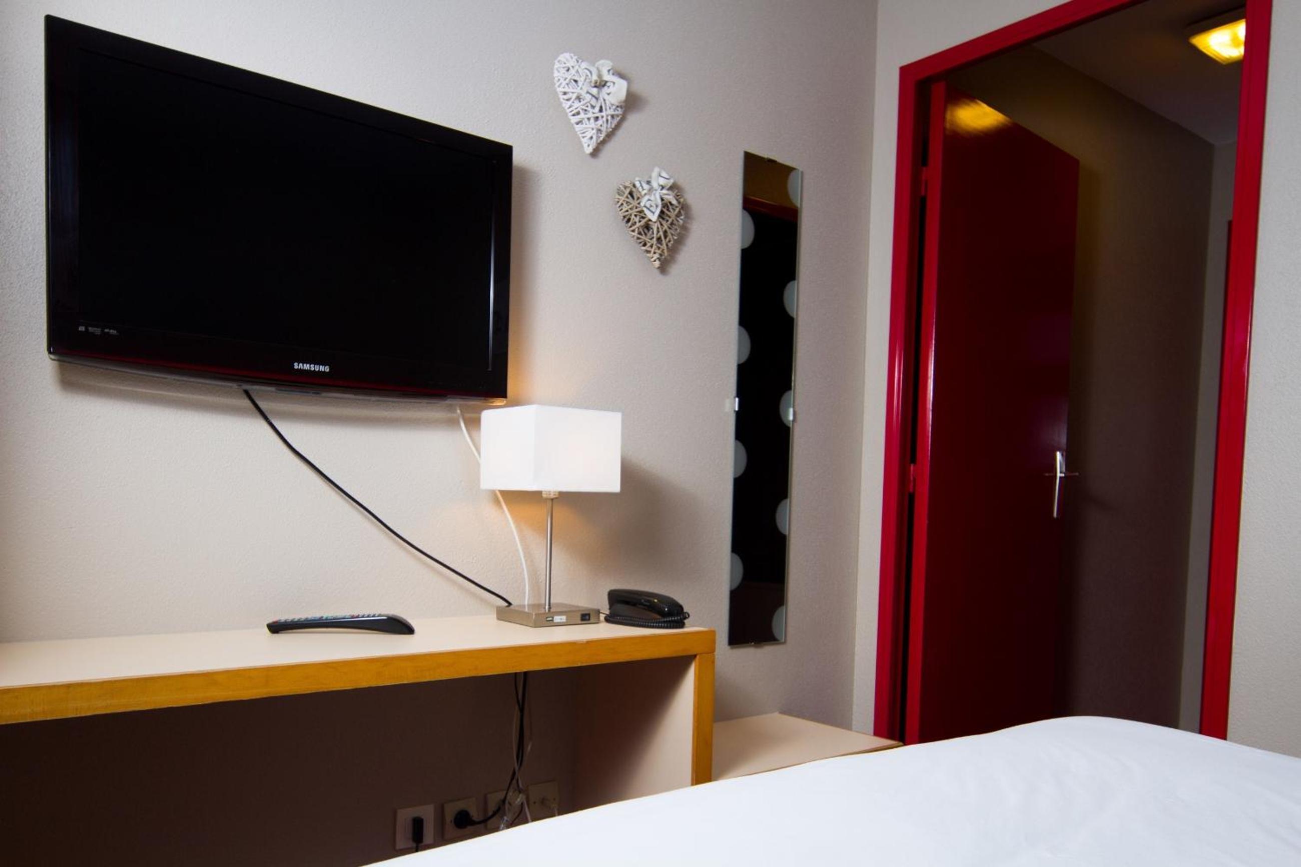 Double Room - Photo 3