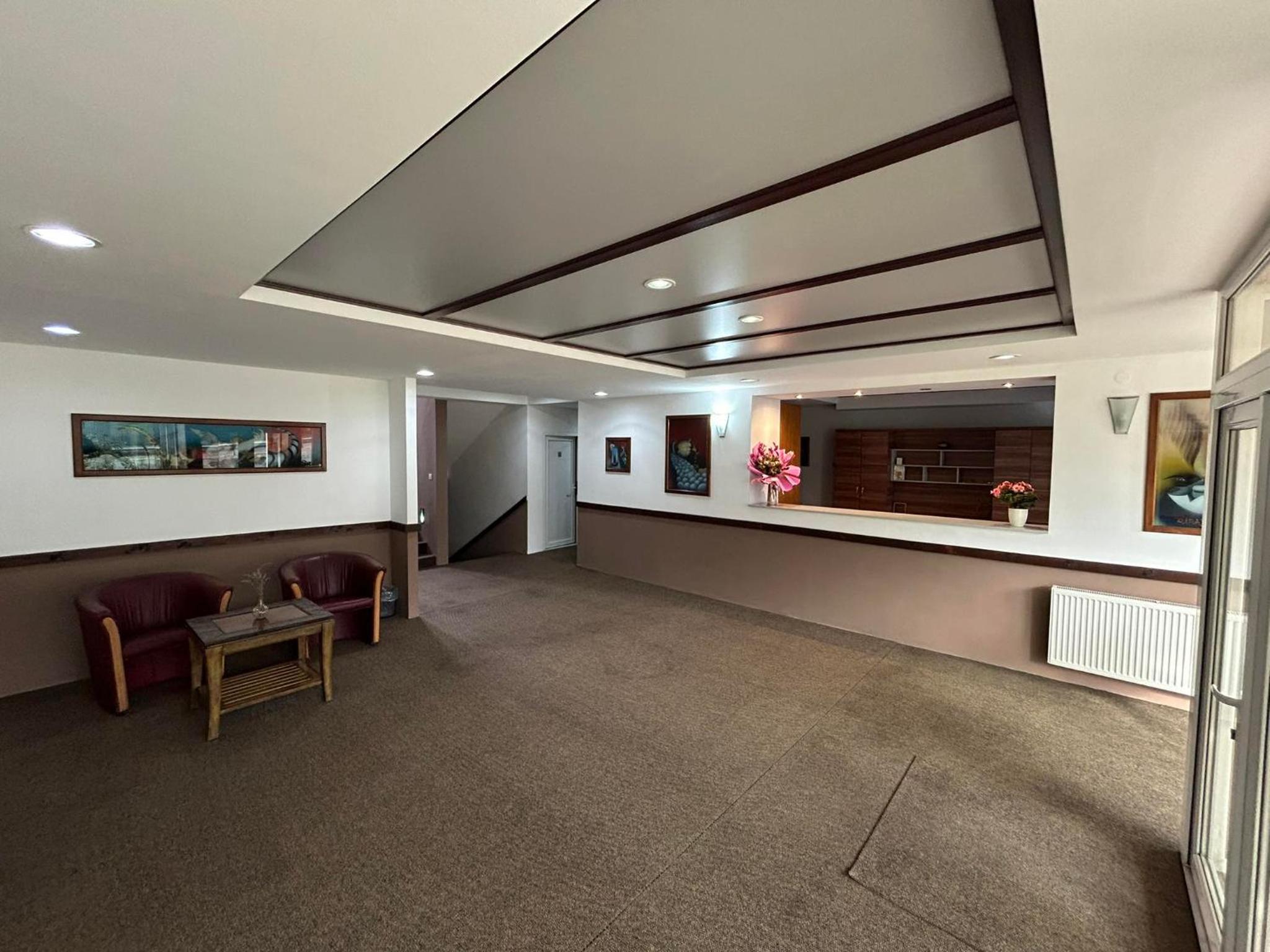 One-Bedroom Apartment with Pool View
