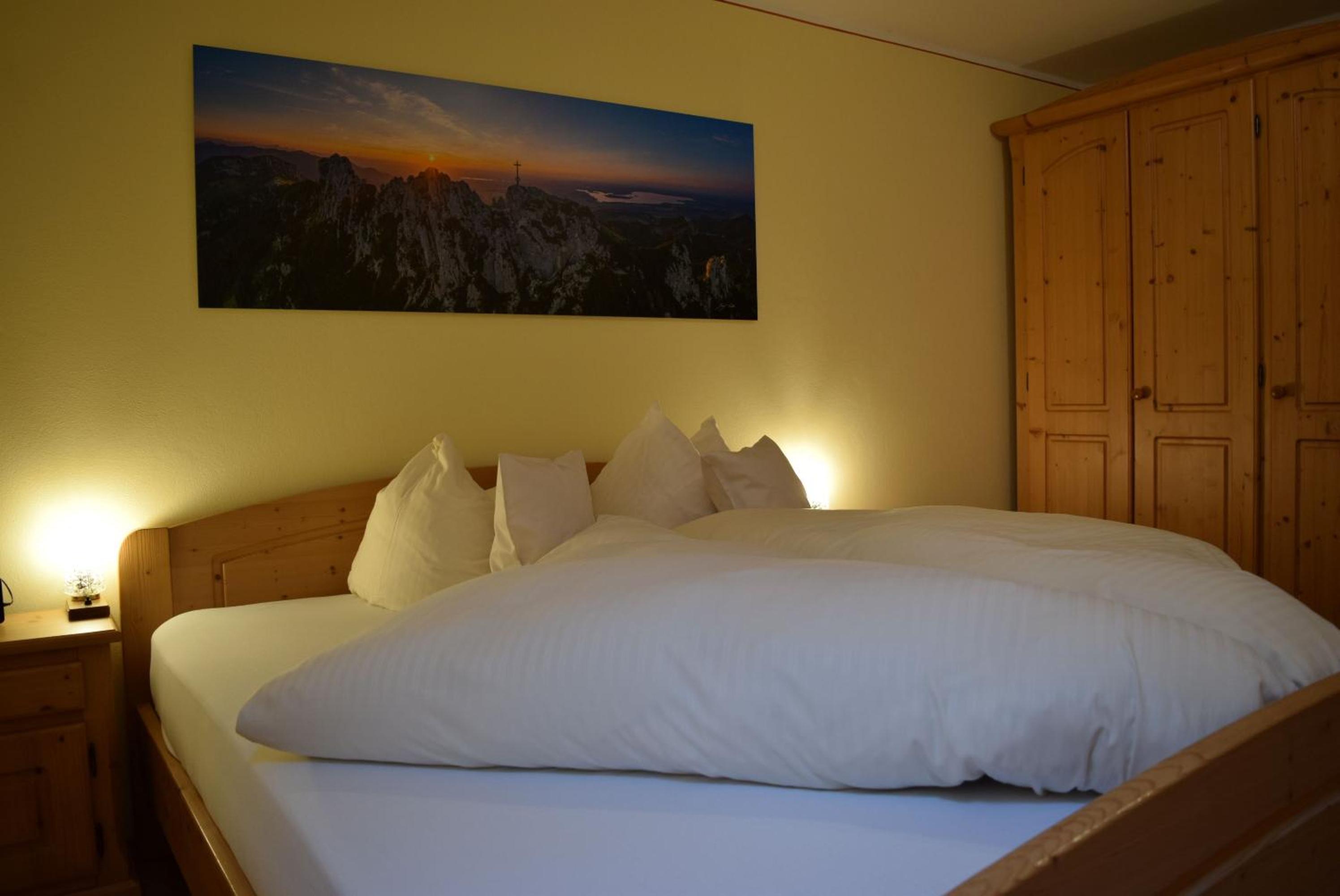 Apartment with Mountain View photo 1