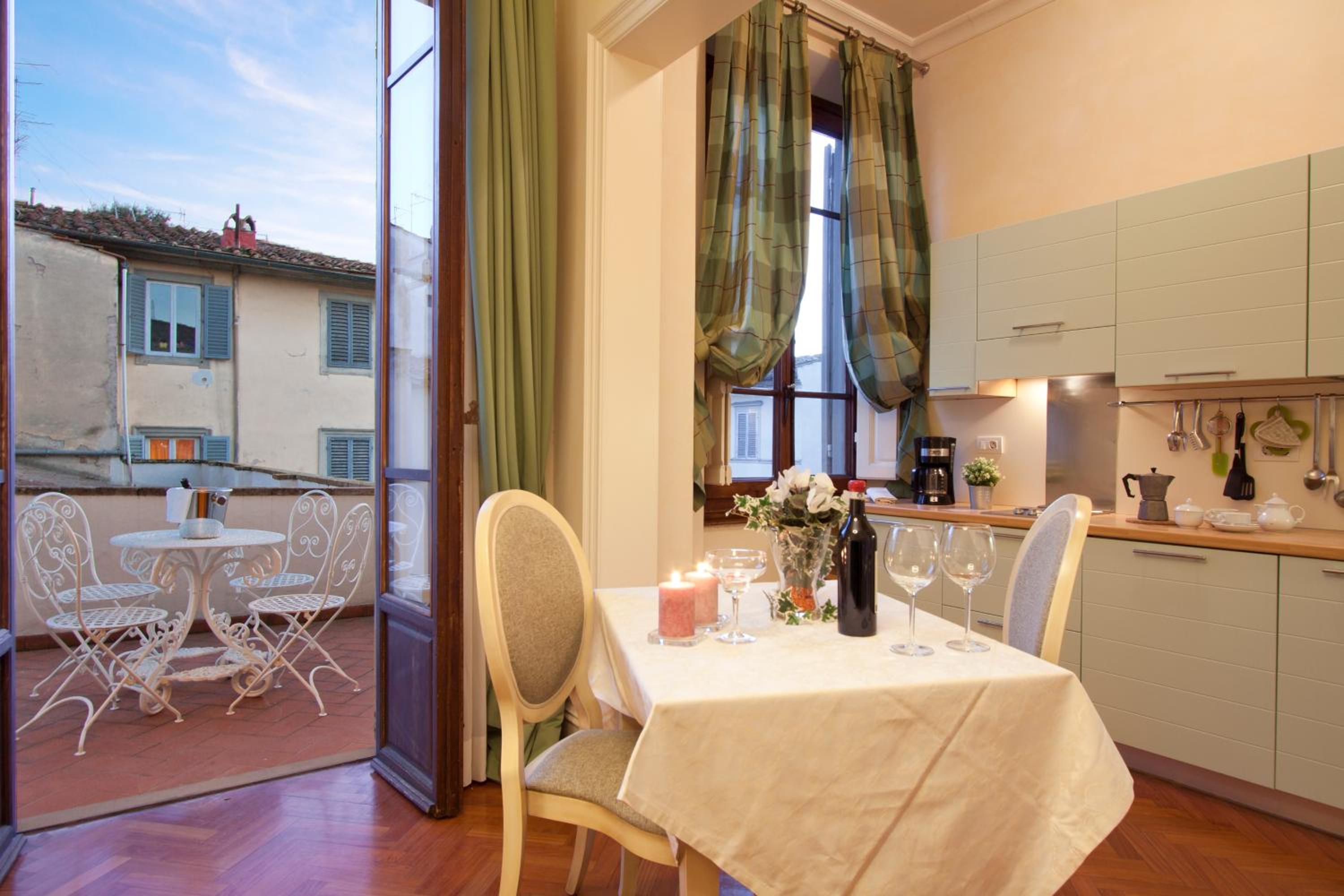 Deluxe Apartment