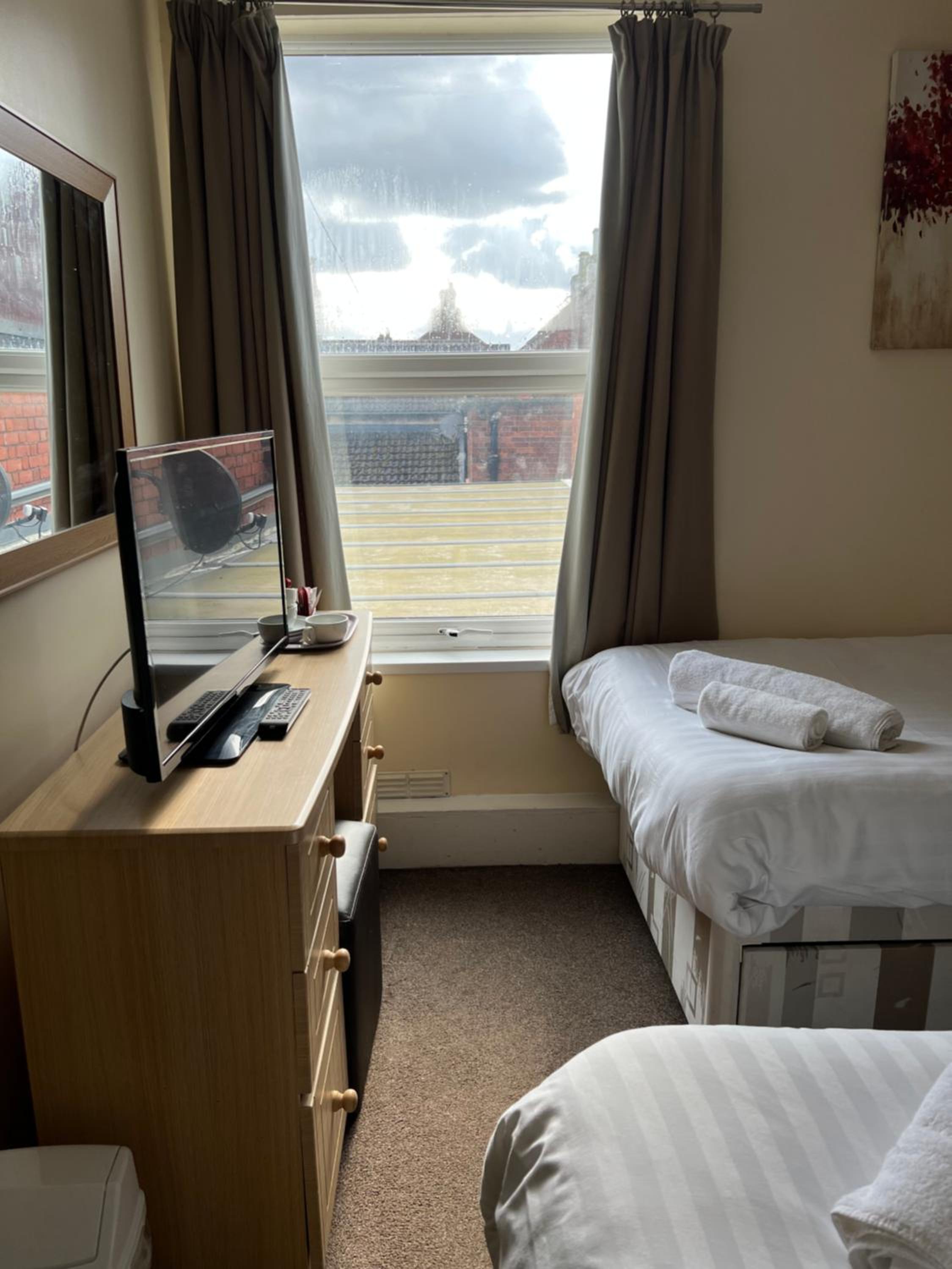 Comfort Triple Room with Shower