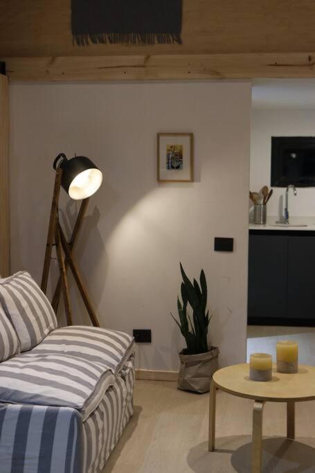 One-Bedroom House photo 1