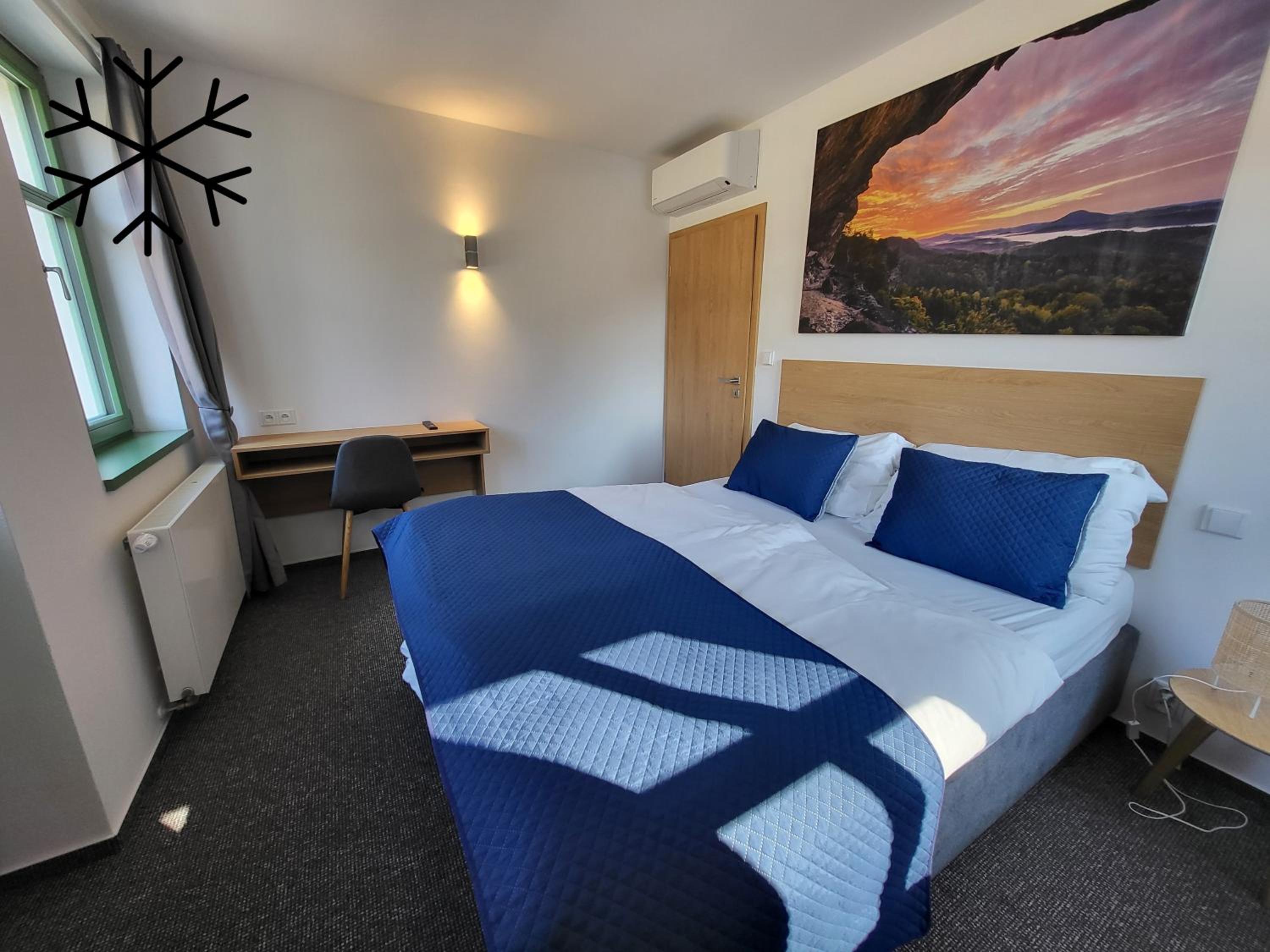 Quadruple Room with Mountain View photo 1