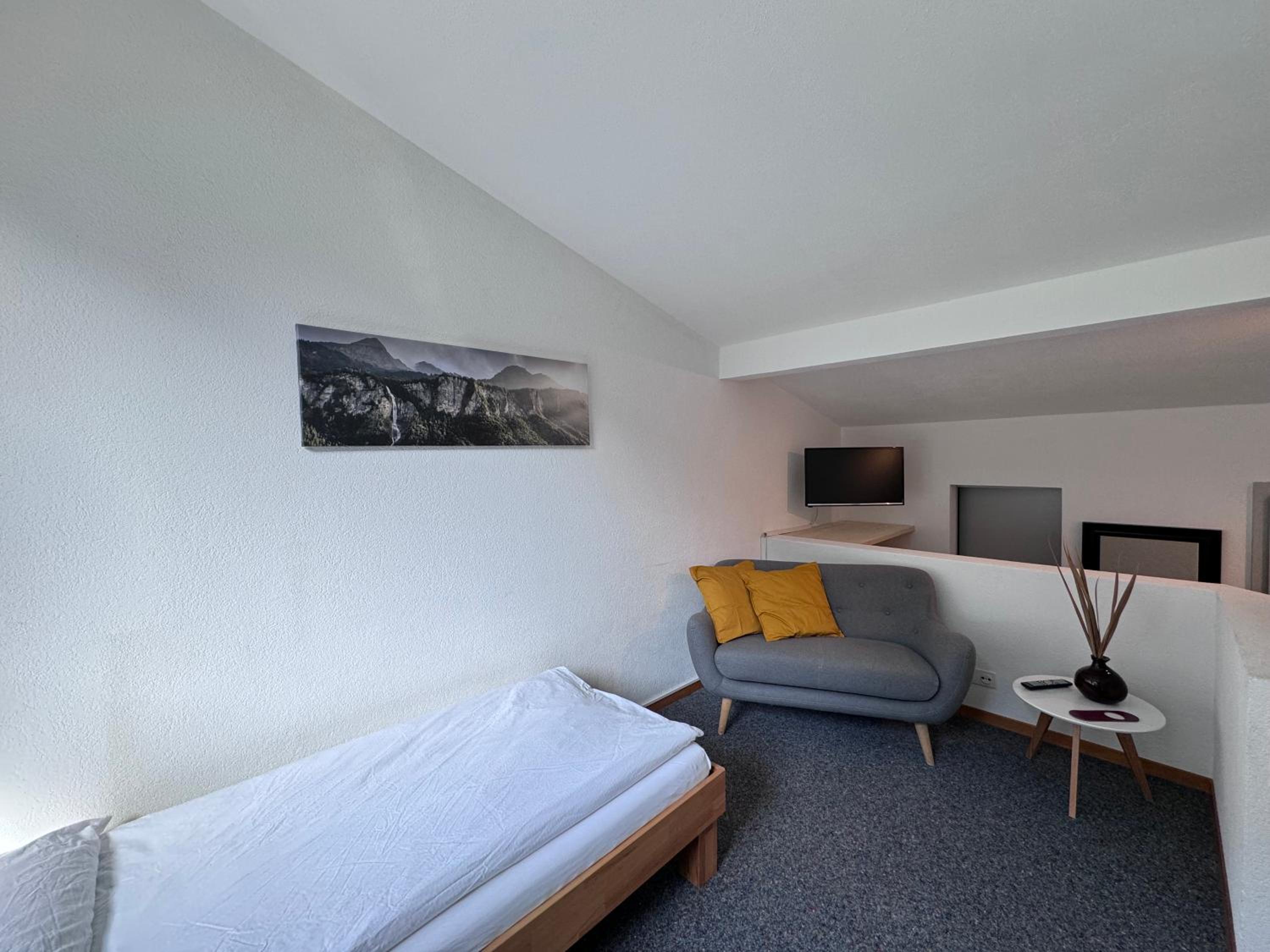 Standard Double Room - Photo 6