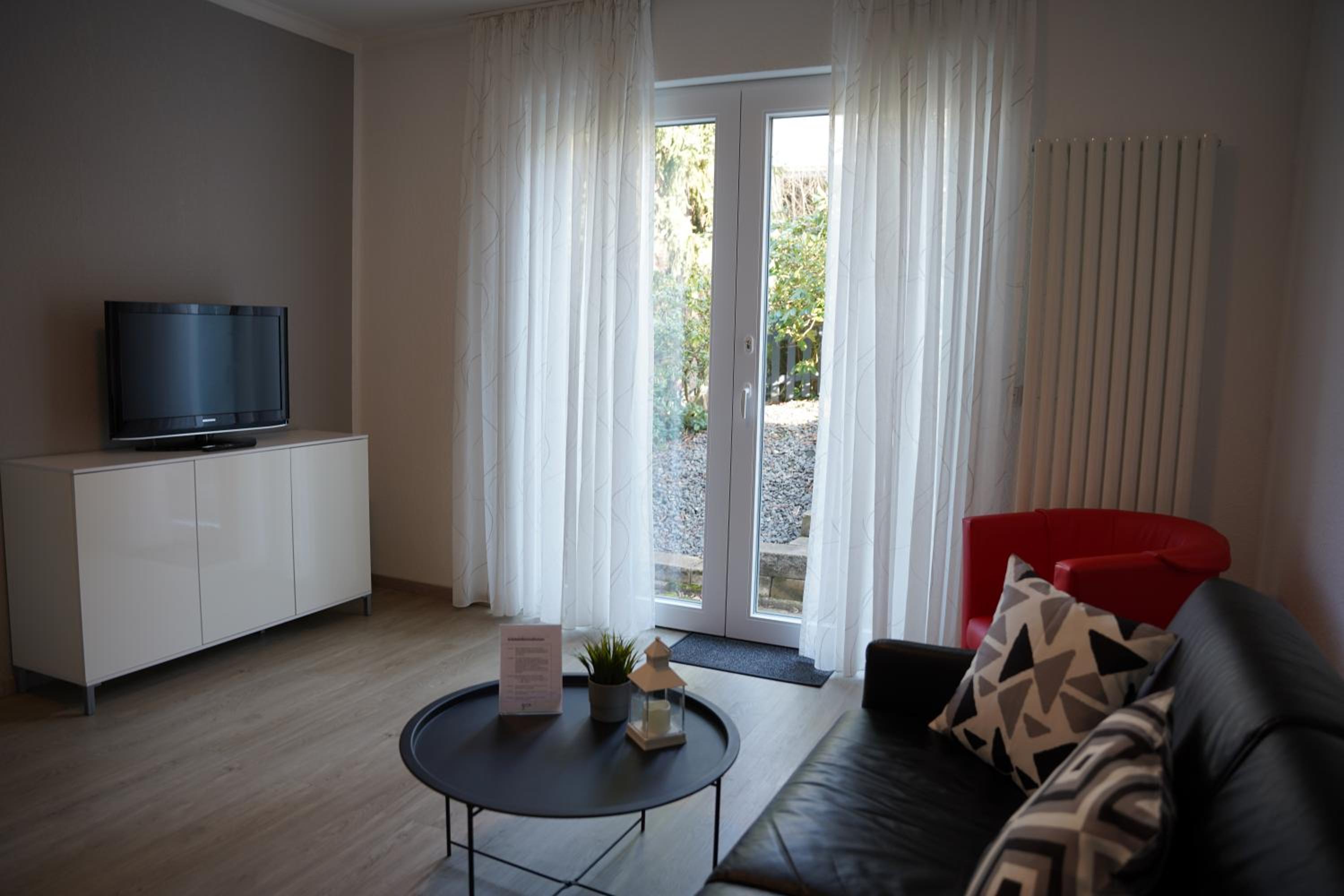 Apartment with Terrace photo 3