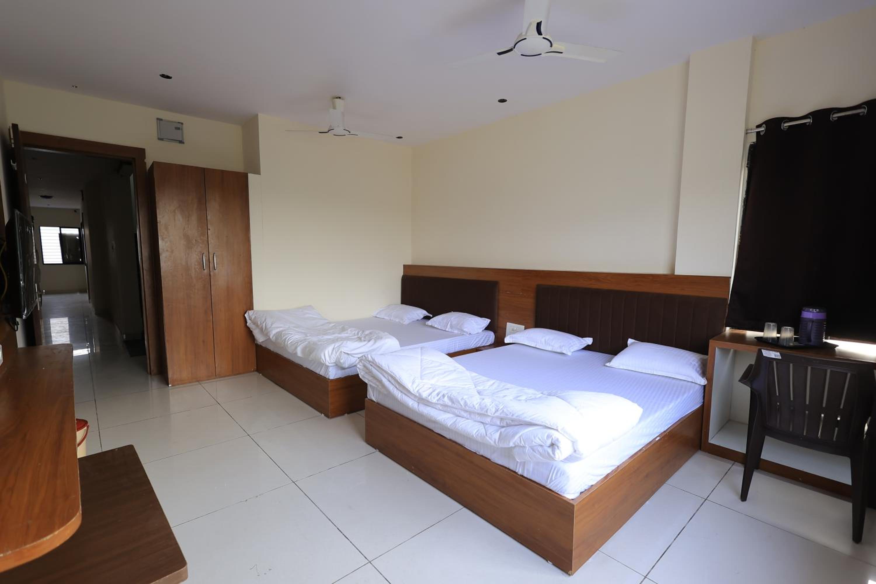 Quadruple Room With Bathroom
