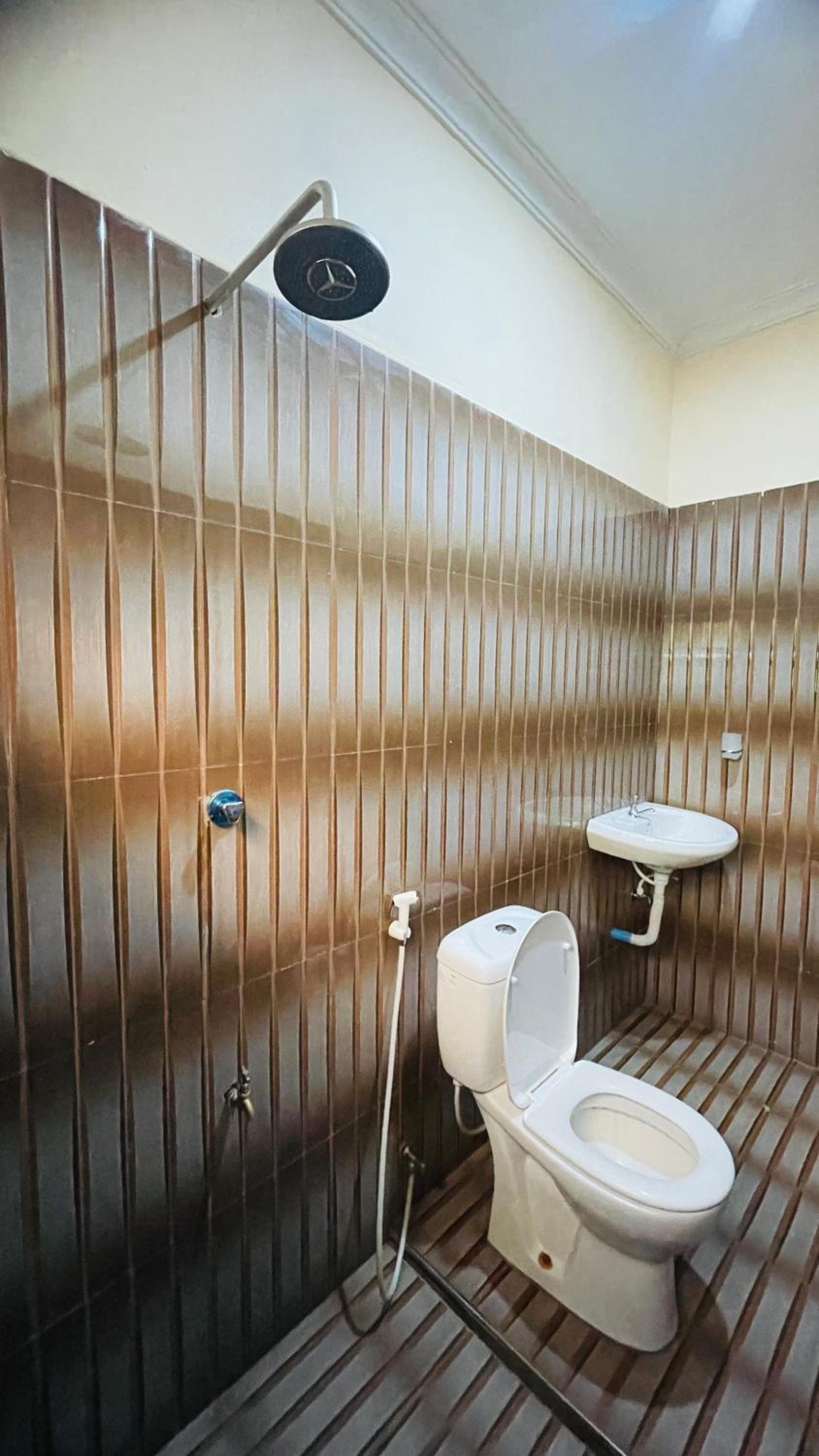 Double Room with Private Bathroom photo 3