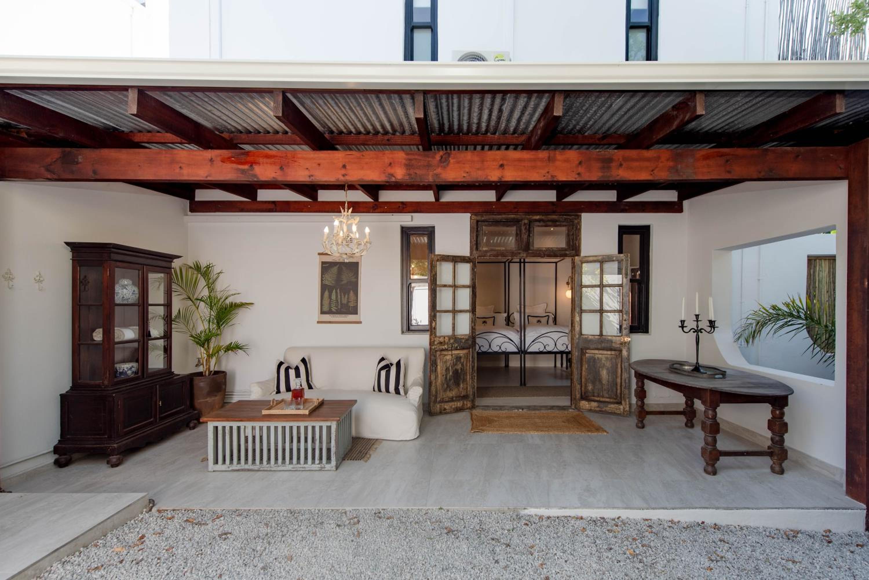 Twin Room with Garden View - Photo 8