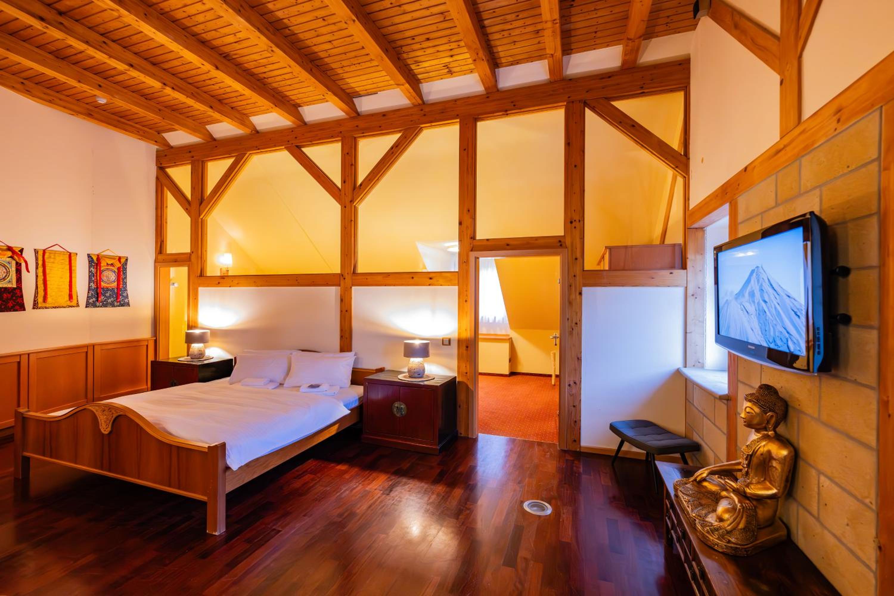  2 Bedroom Family Suite - Photo 1