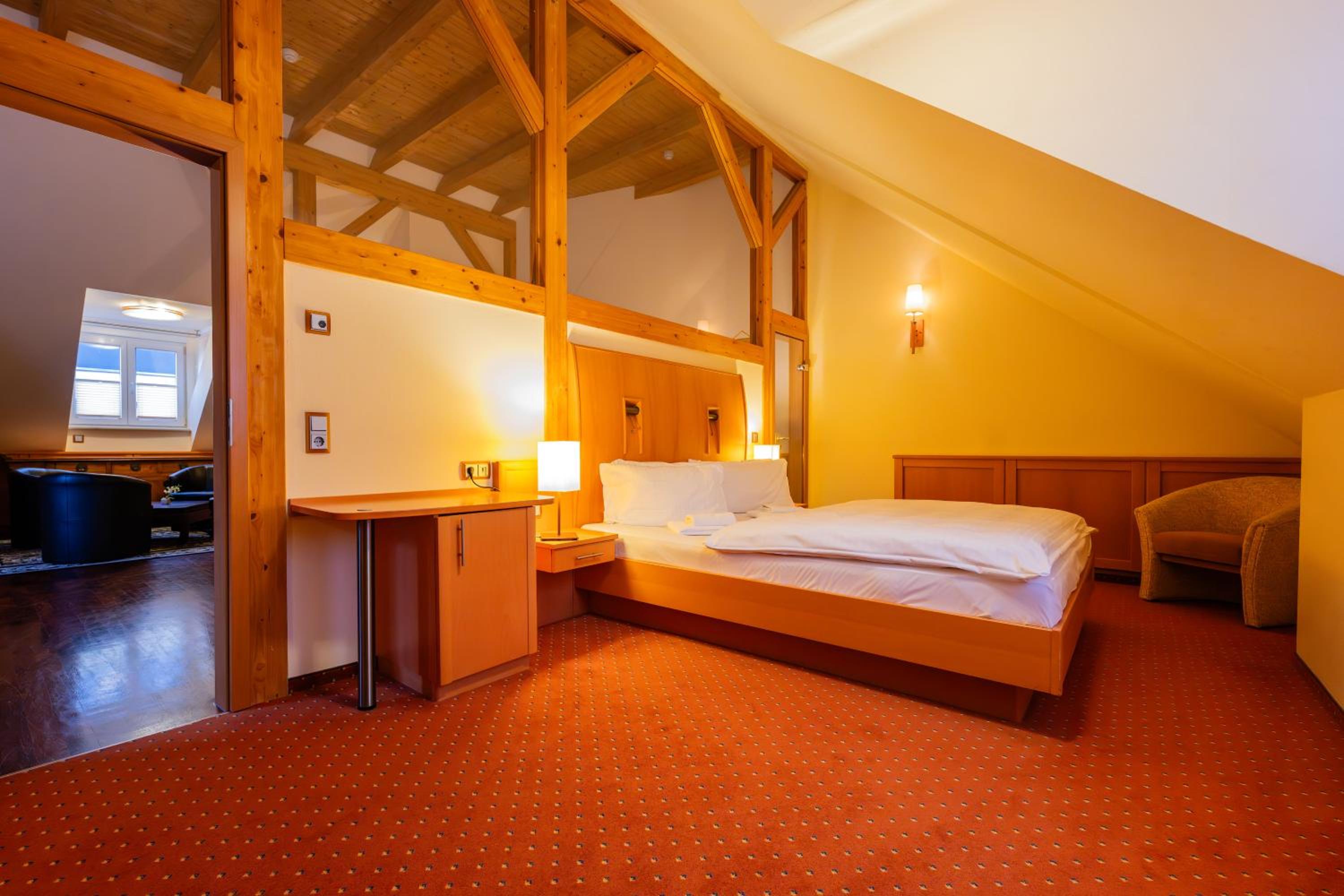  2 Bedroom Family Suite - Photo 12