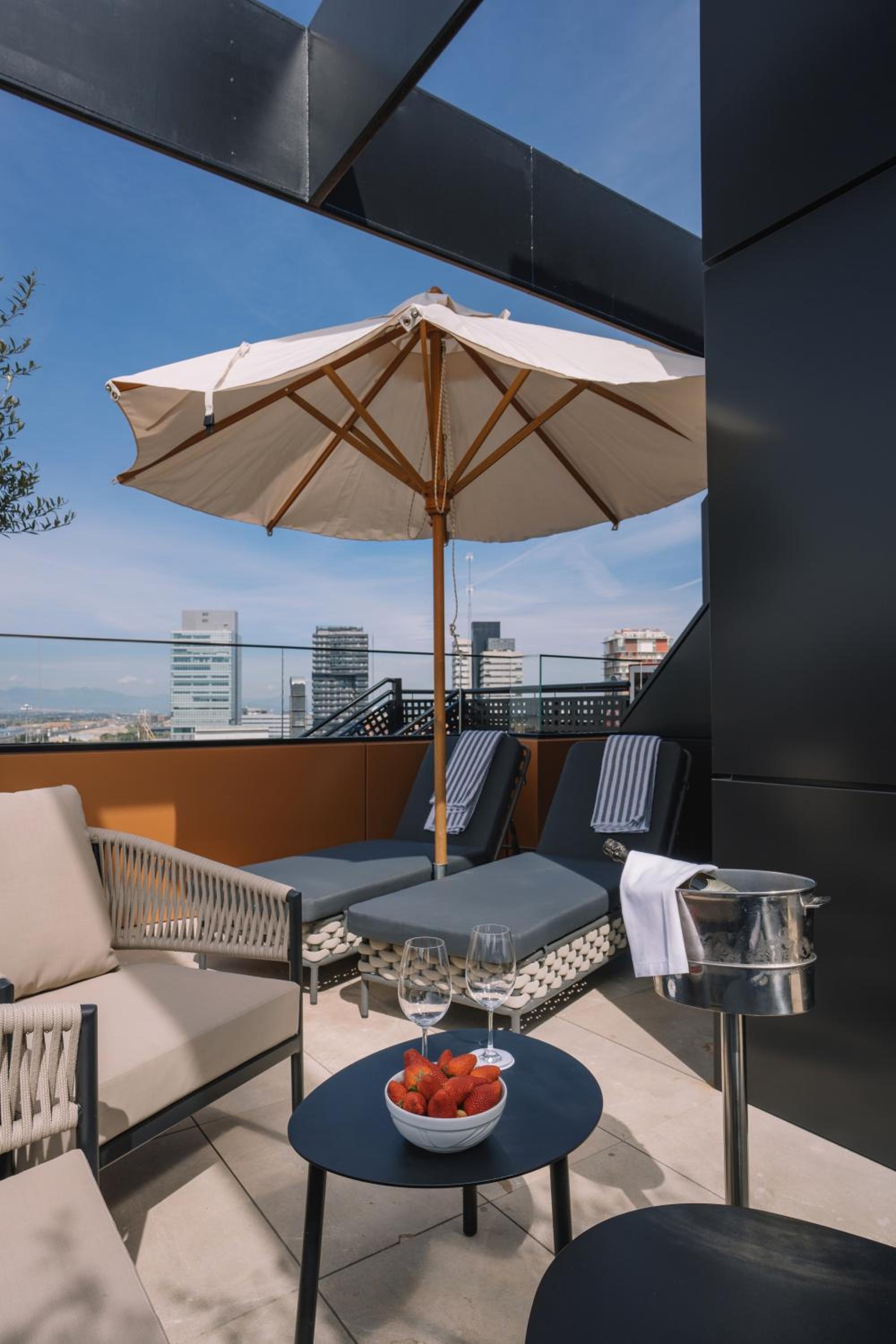 Suite with Terrace photo 3