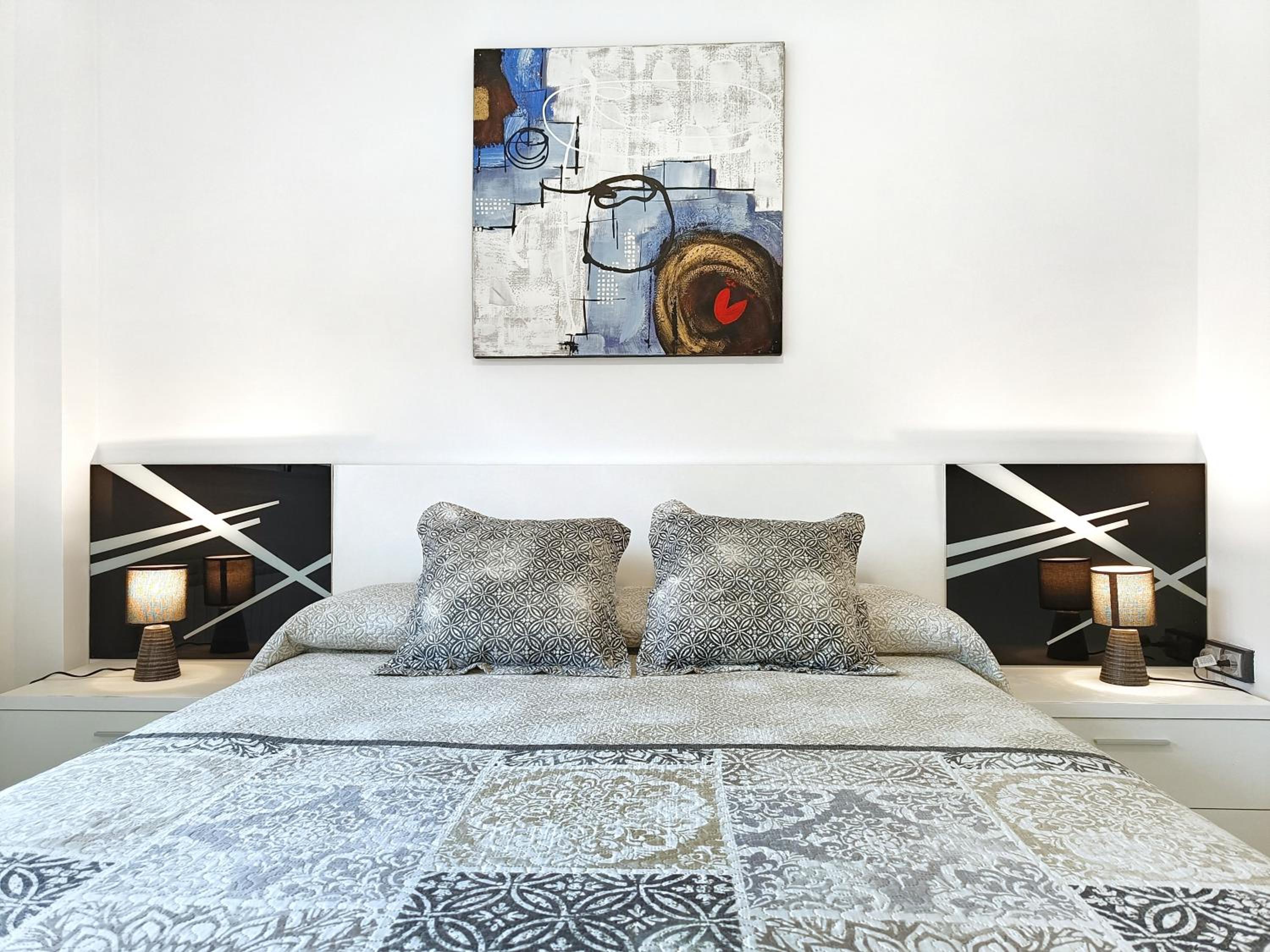 Apartment with Terrace - Photo 39