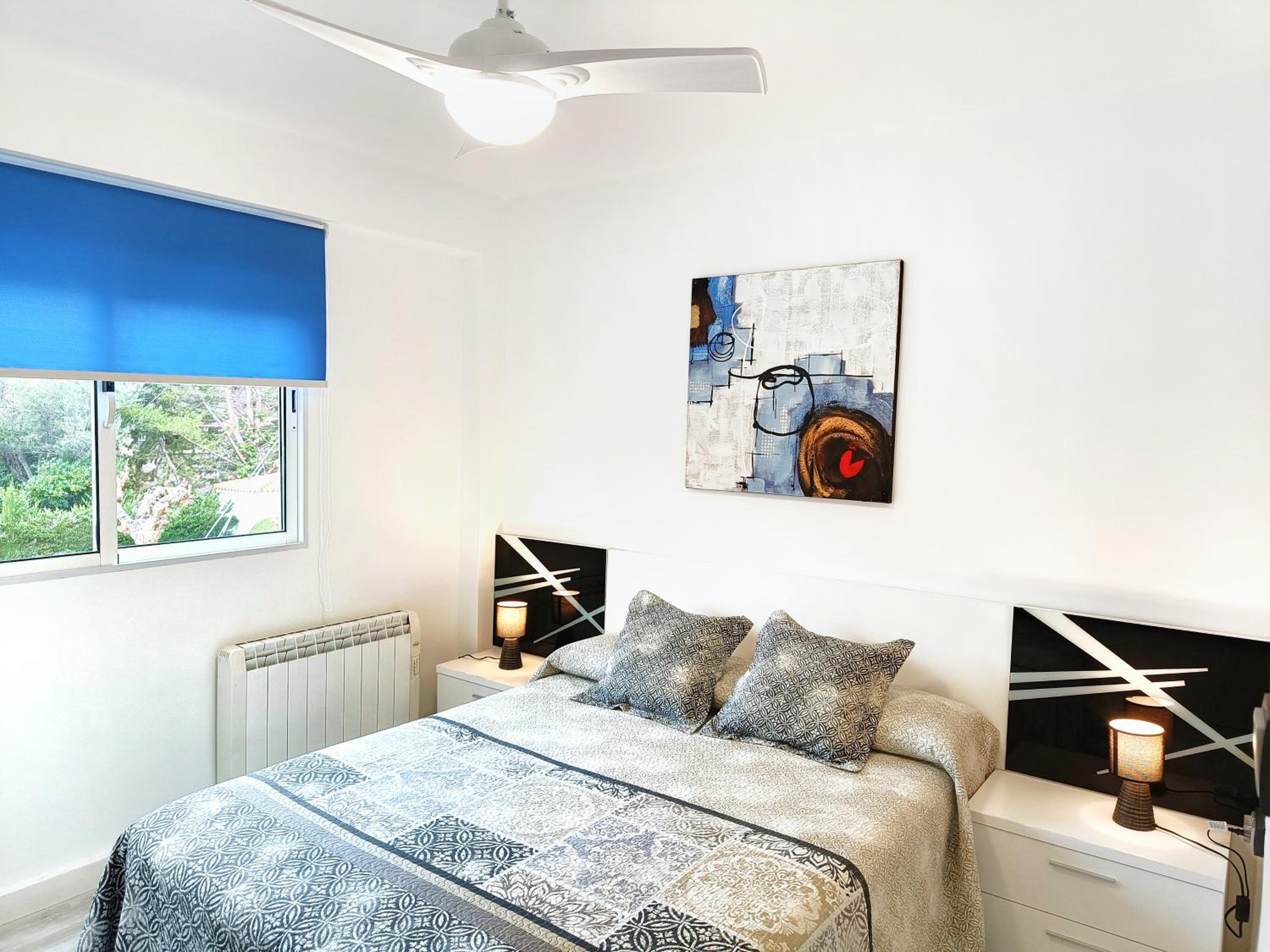 Apartment with Terrace - Photo 37