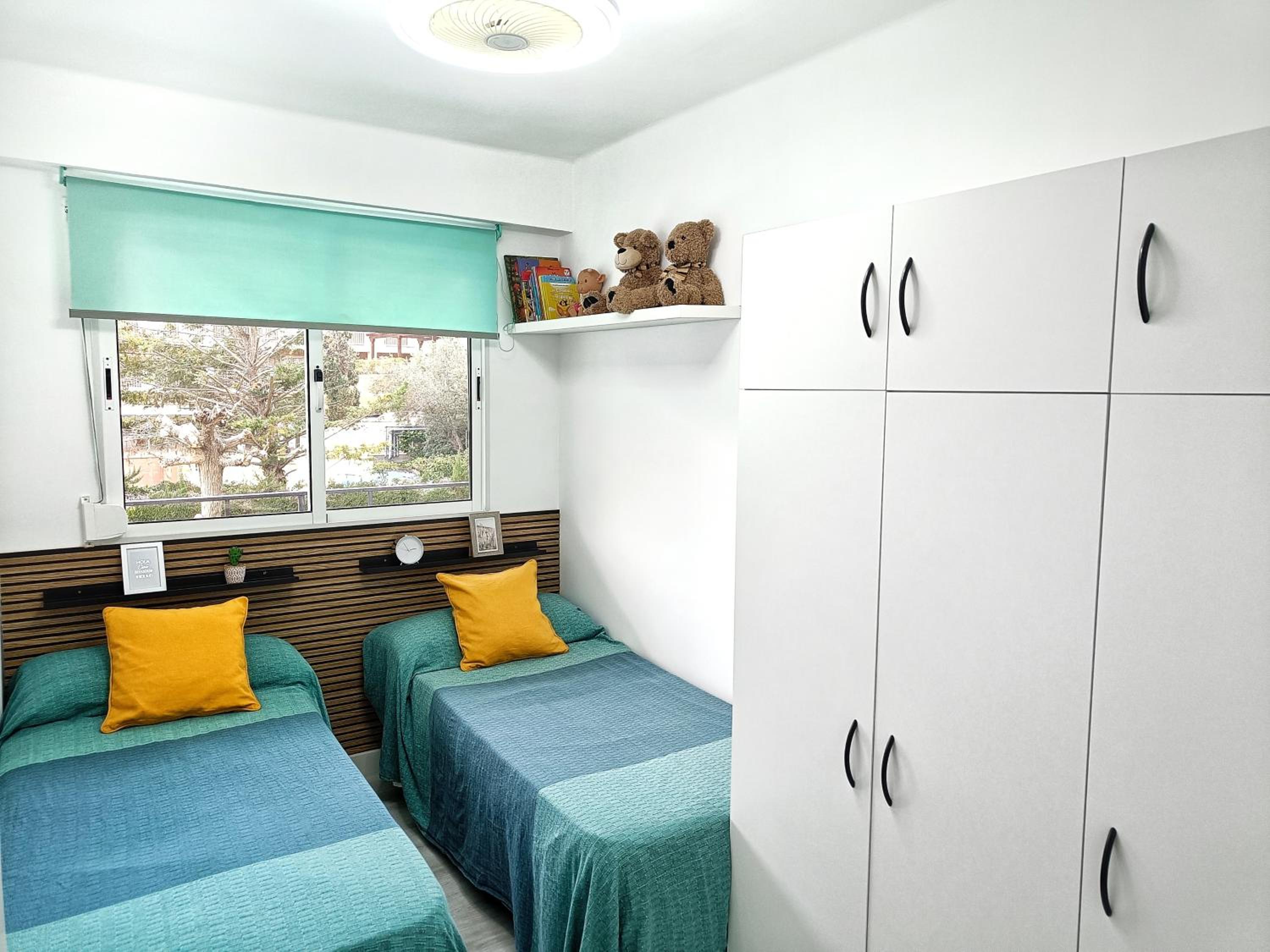 Apartment with Terrace - Photo 34